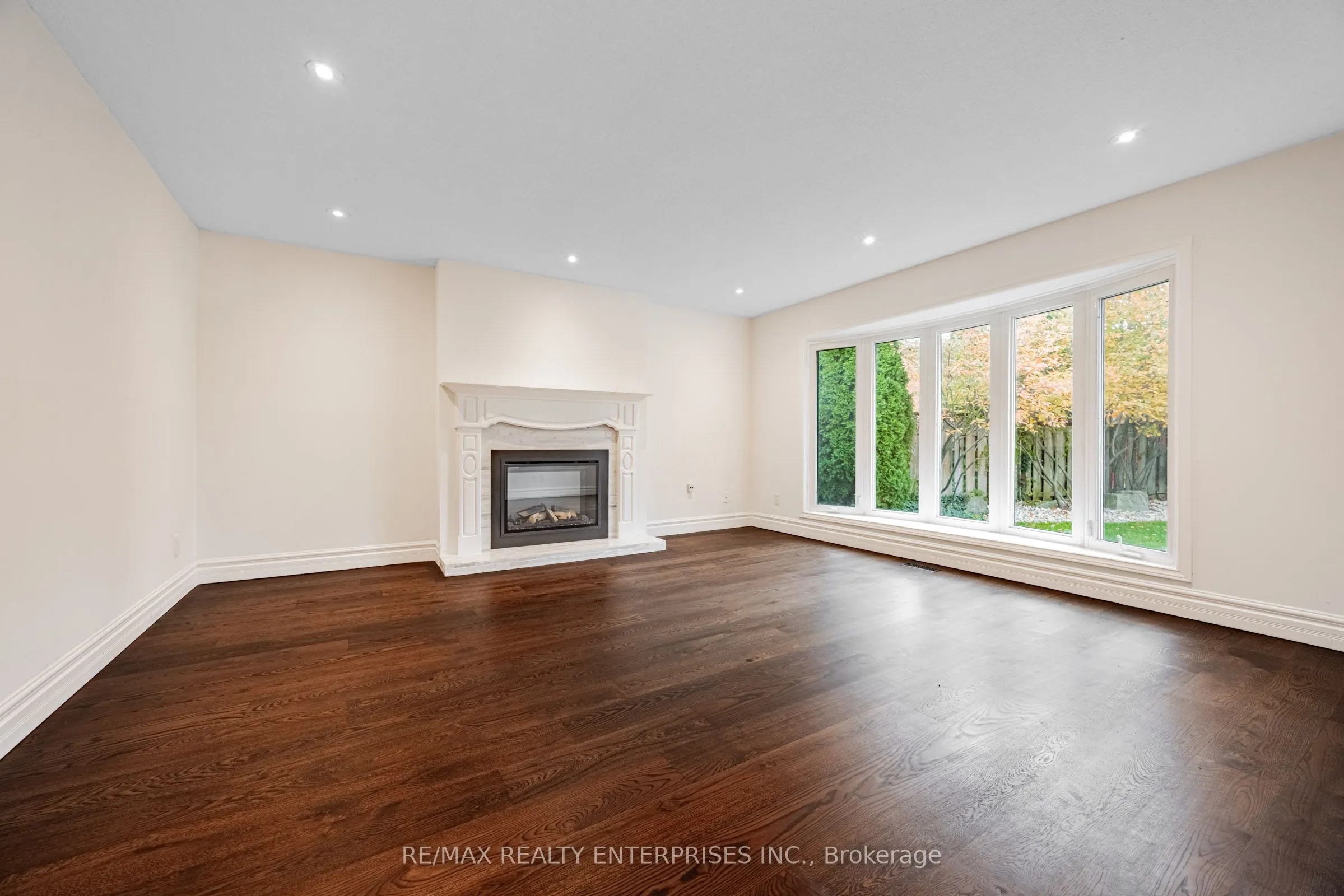 1304 Outlook Terrace