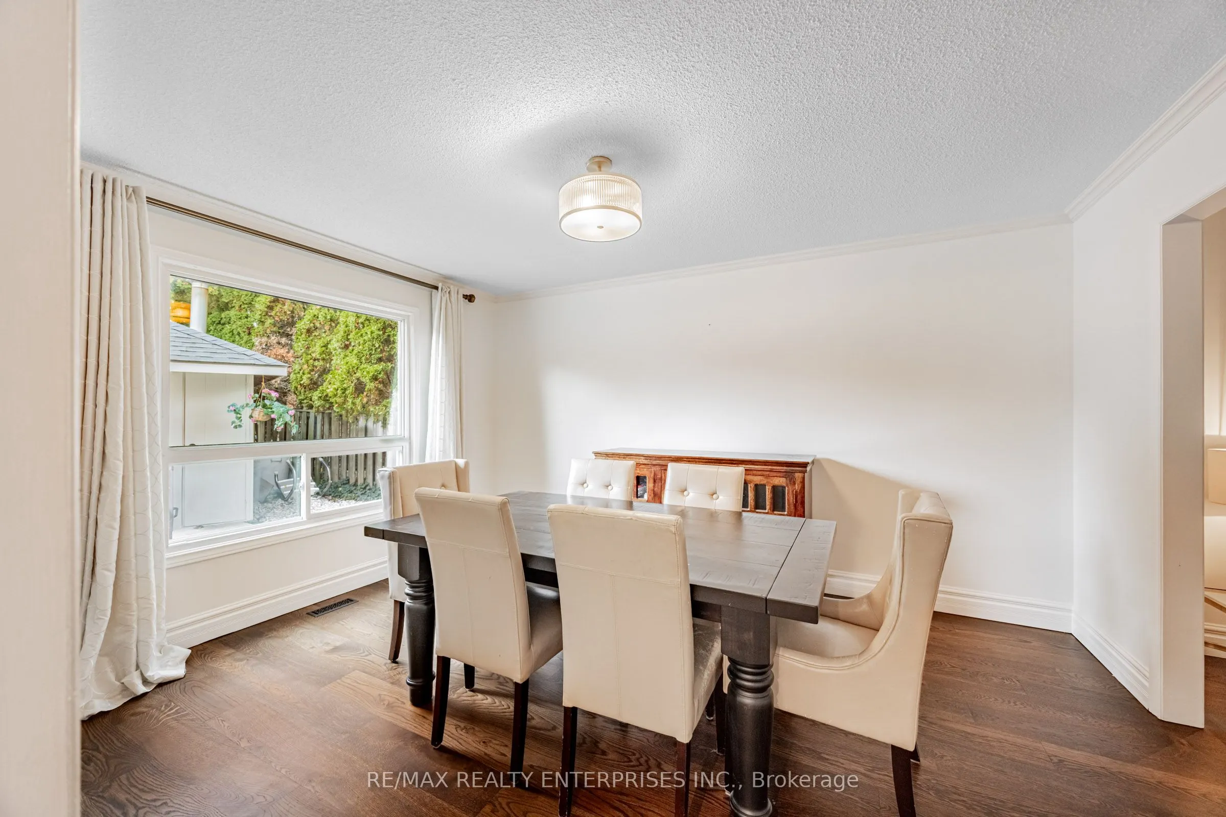 1304 Outlook Terrace