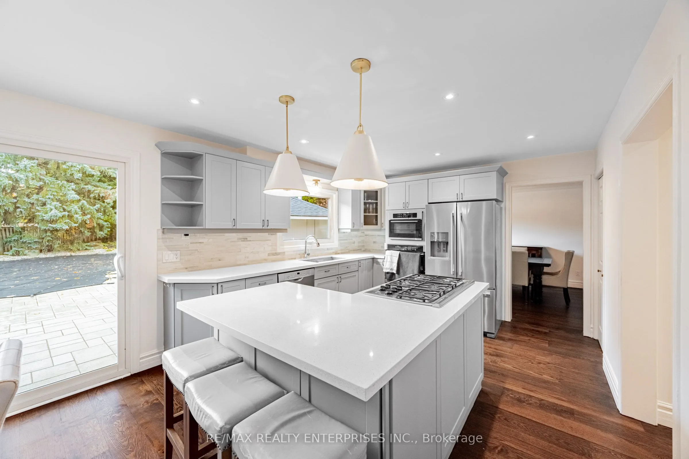 1304 Outlook Terrace