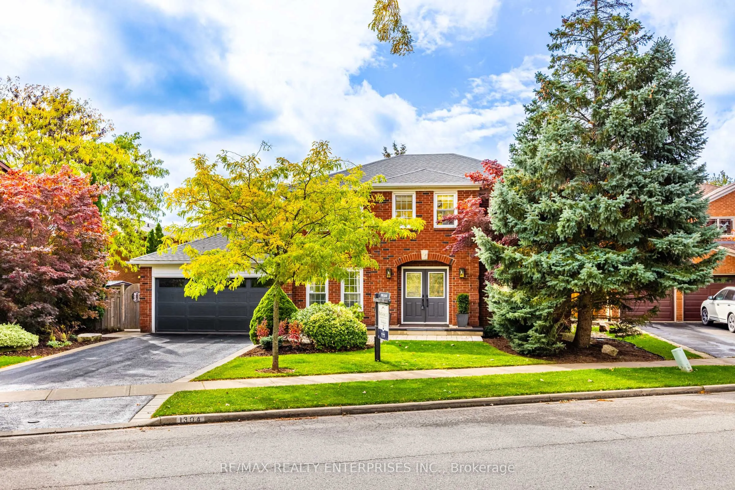 1304 Outlook Terrace