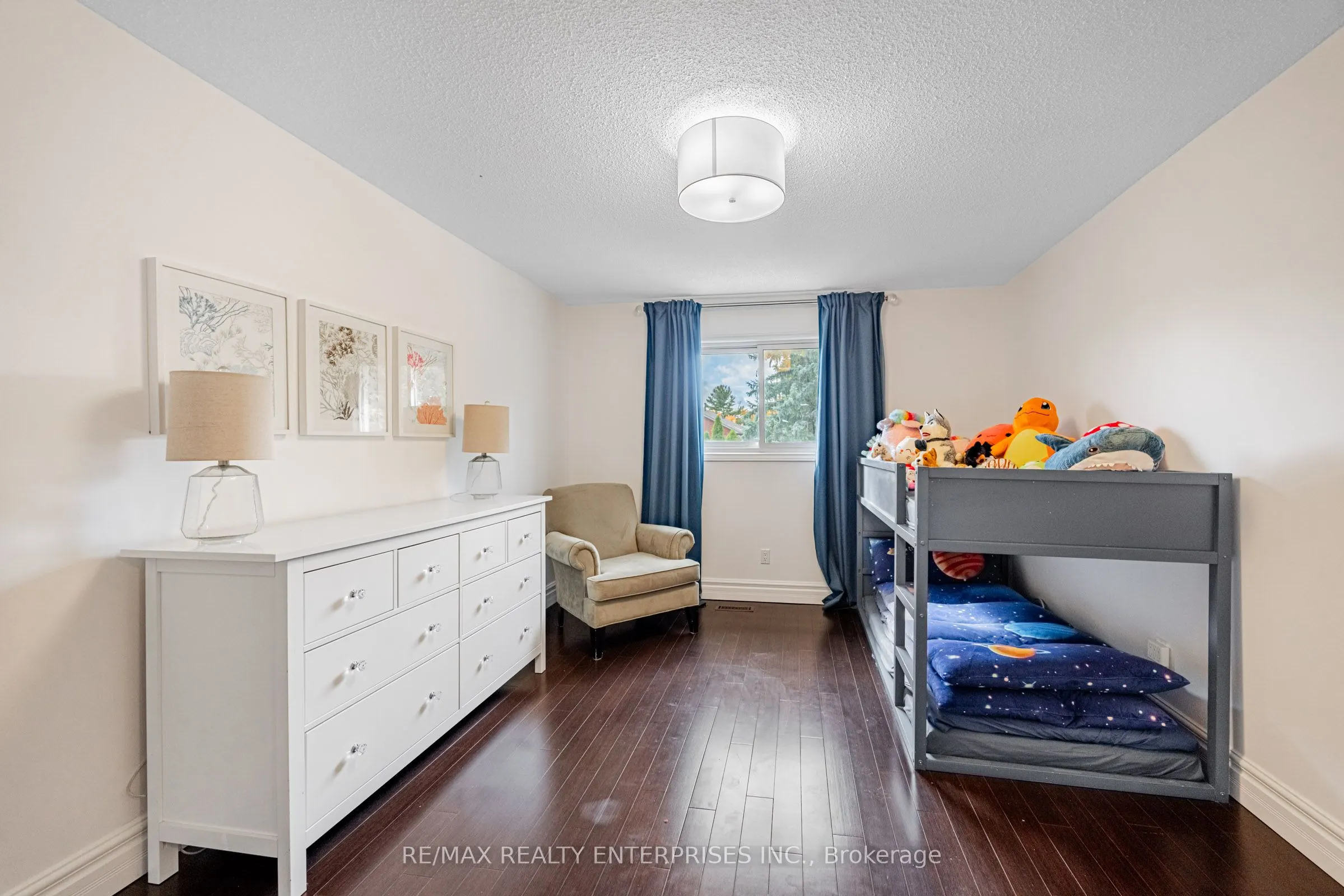 1304 Outlook Terrace