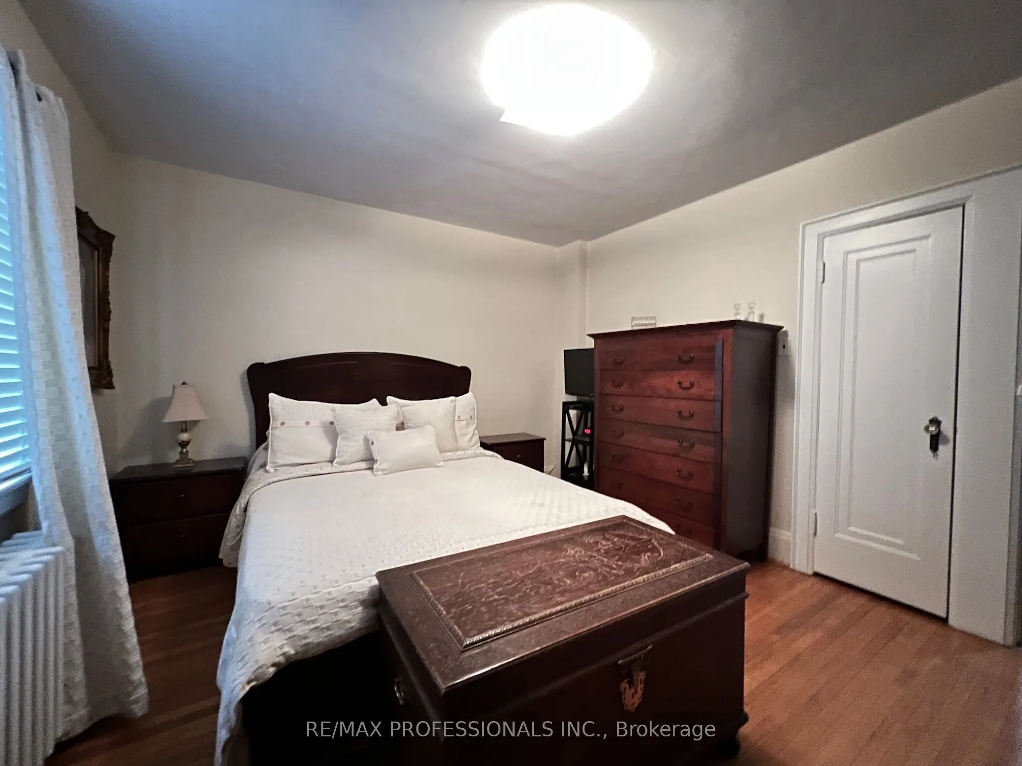 33 Chandos Avenue