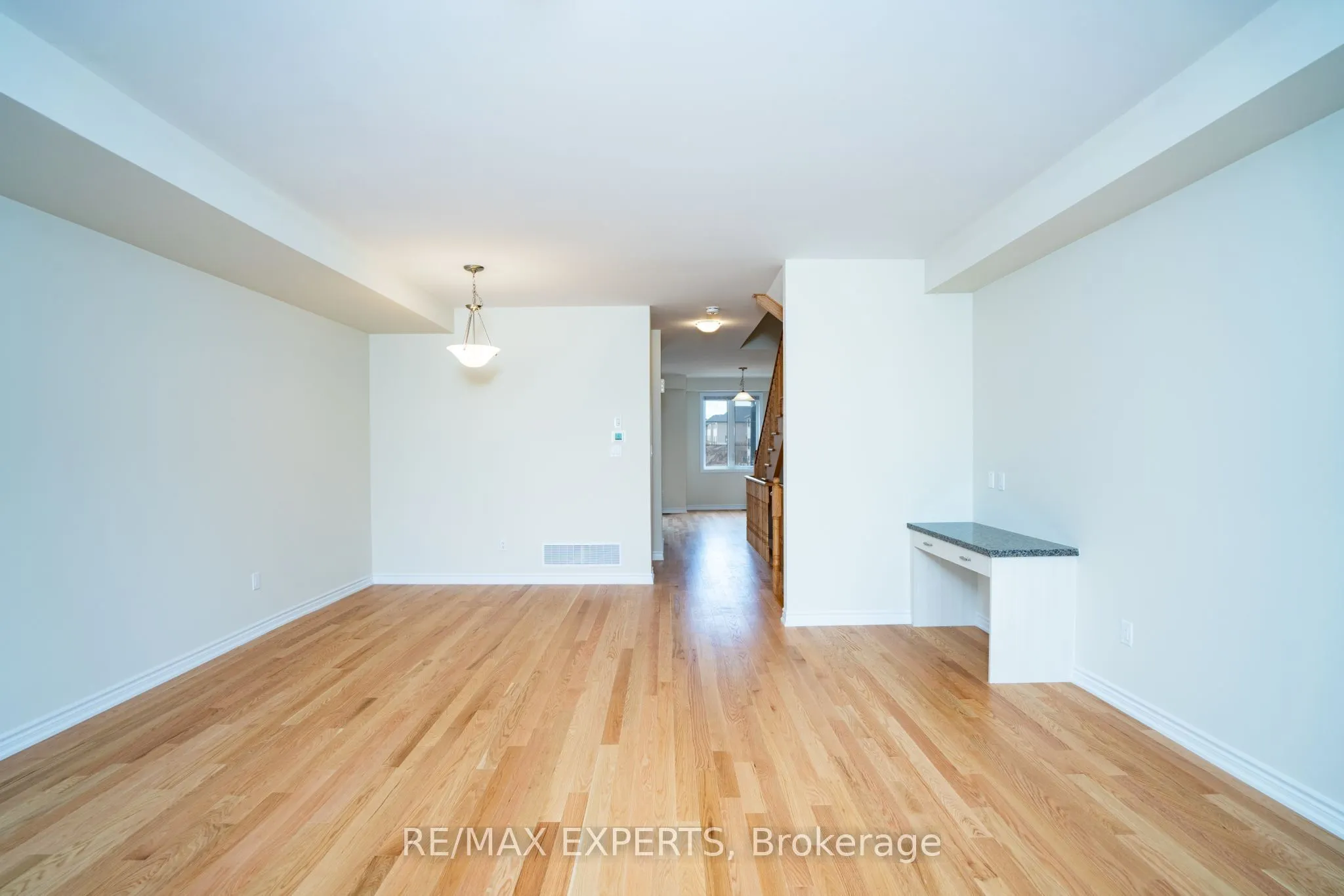 1455 NATIONAL COMMON Crescent