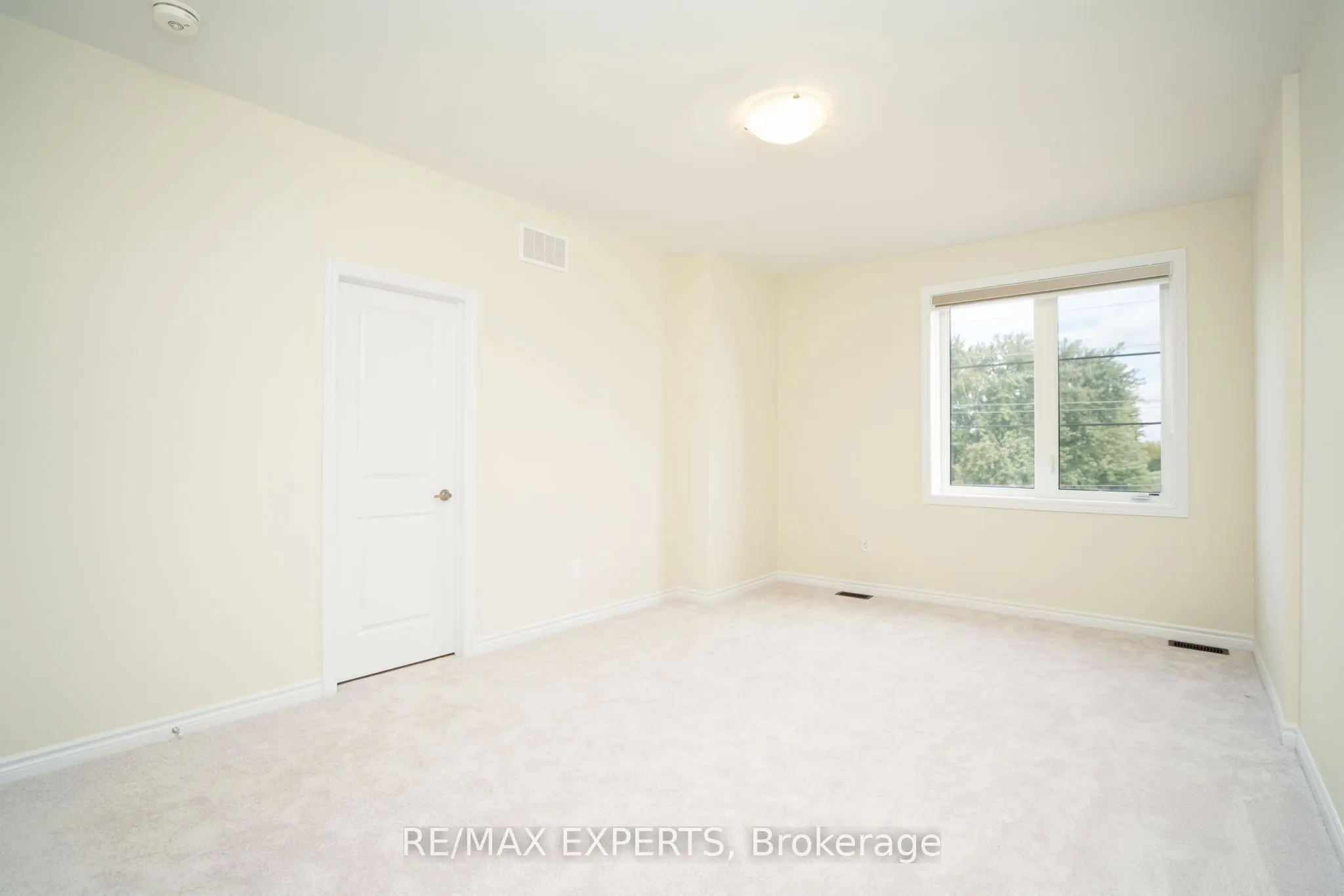 1455 NATIONAL COMMON Crescent