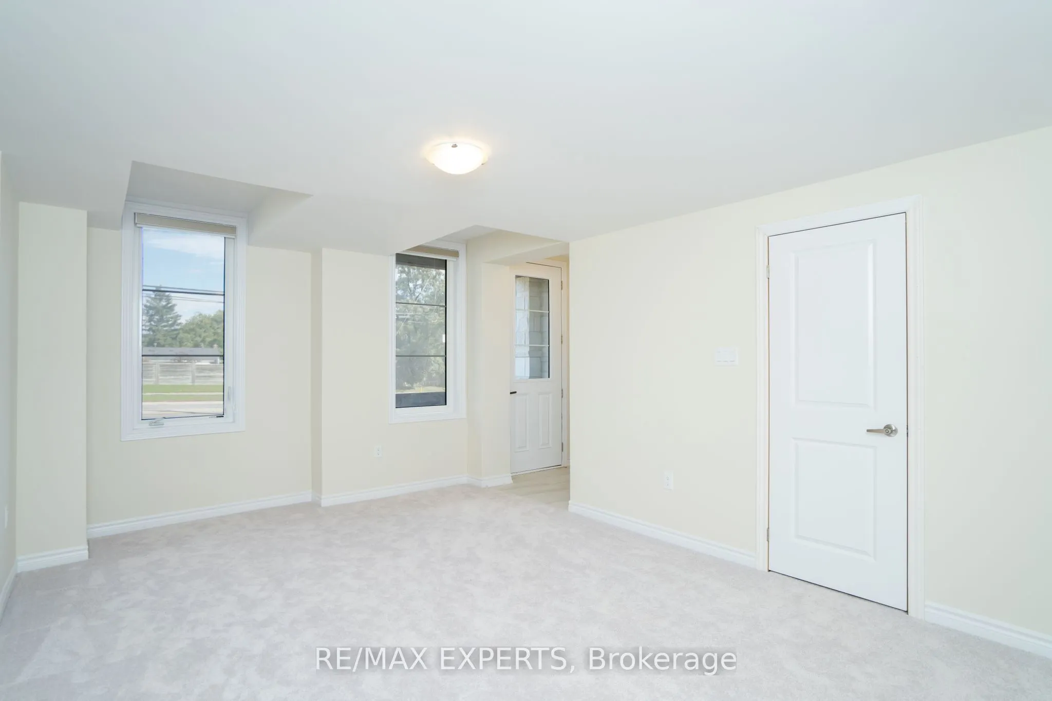 1455 NATIONAL COMMON Crescent