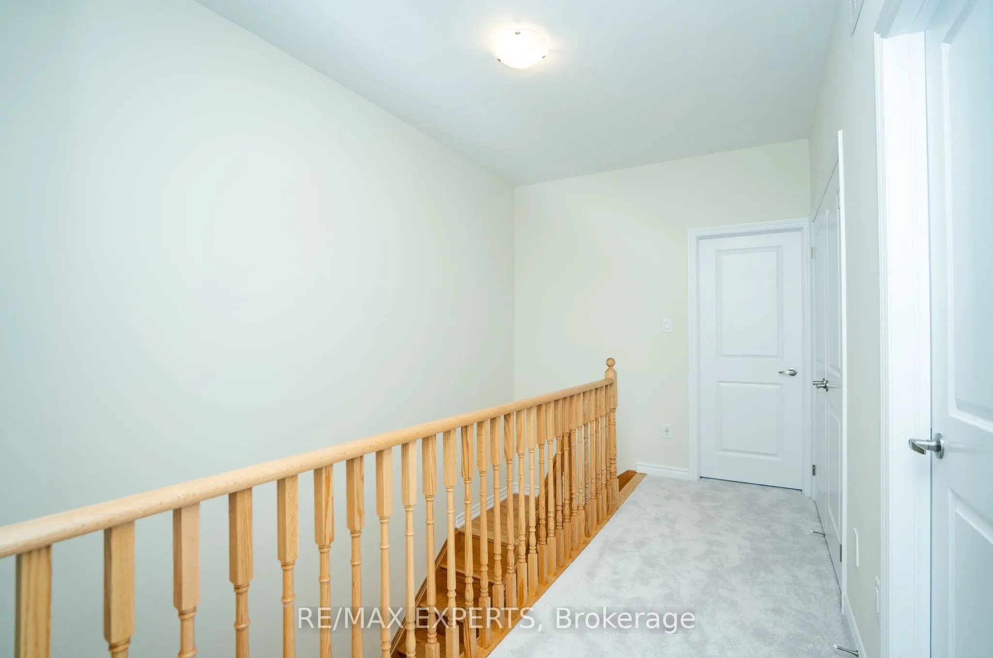 1455 NATIONAL COMMON Crescent