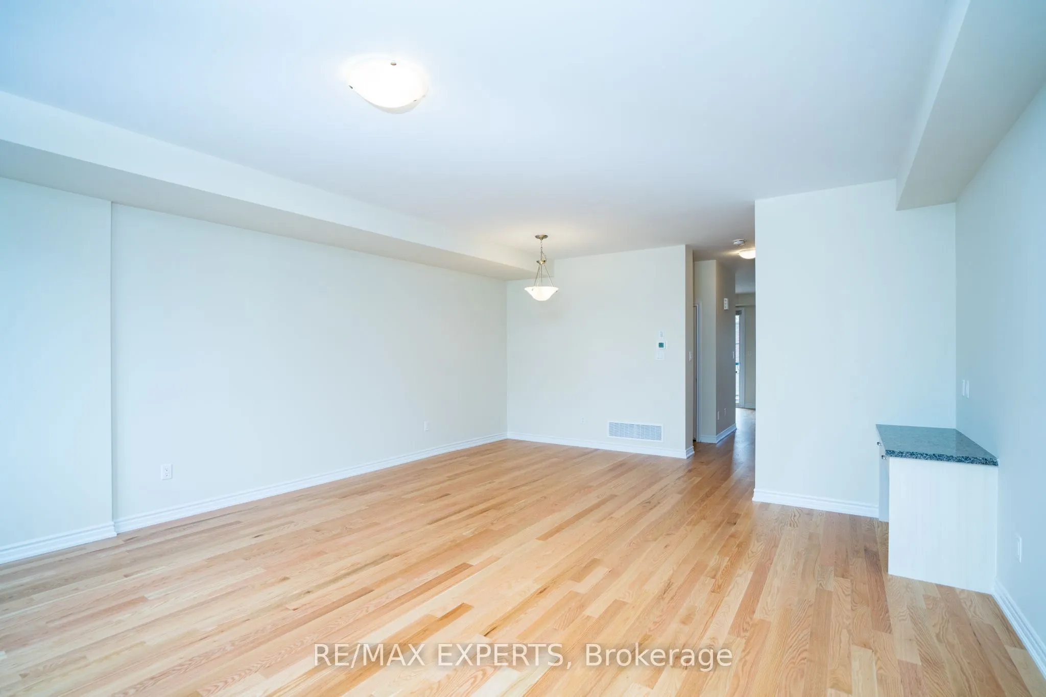1455 NATIONAL COMMON Crescent