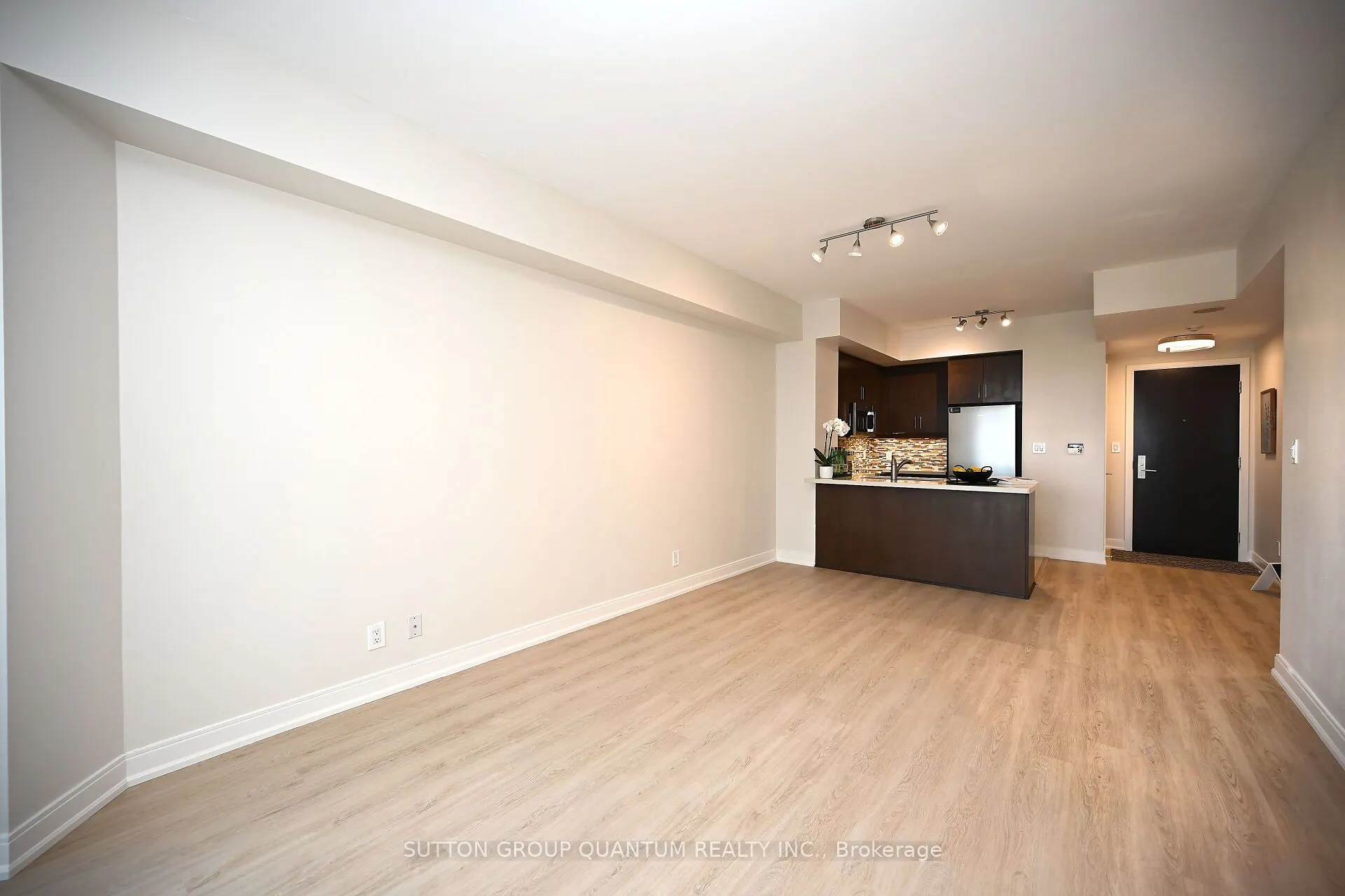 60 Absolute Avenue, #2407