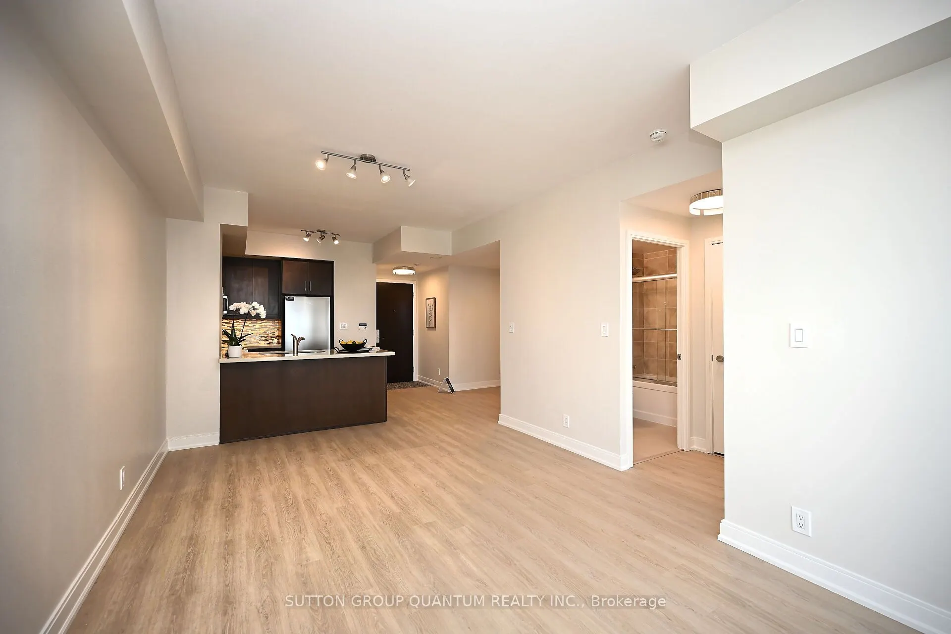 60 Absolute Avenue, #2407