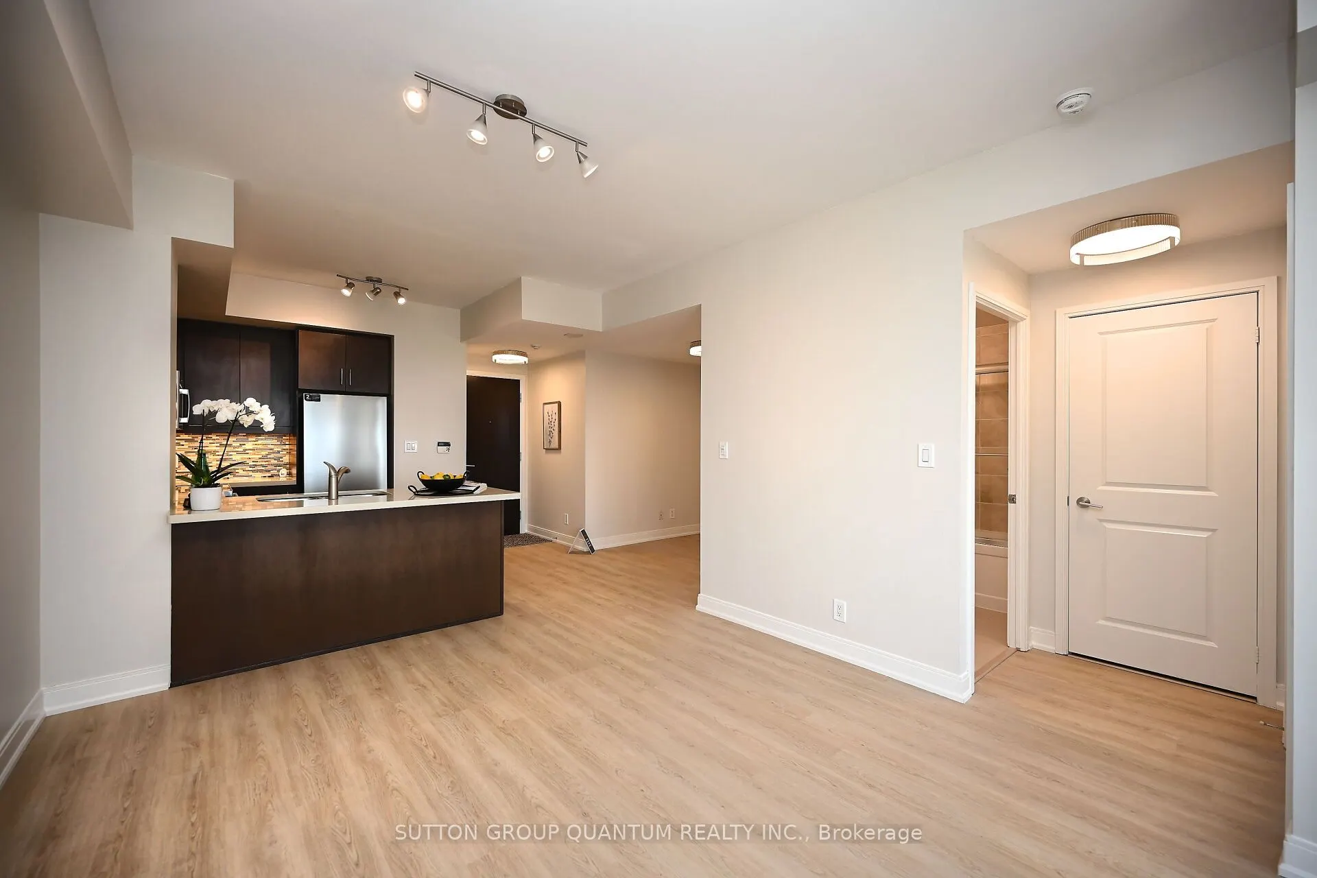 60 Absolute Avenue, #2407