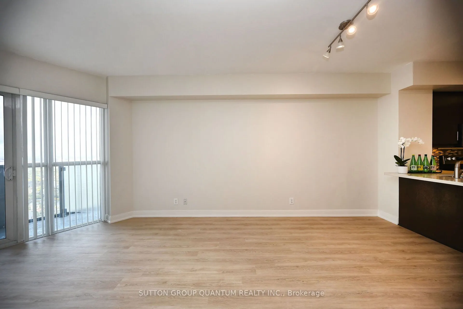60 Absolute Avenue, #2407