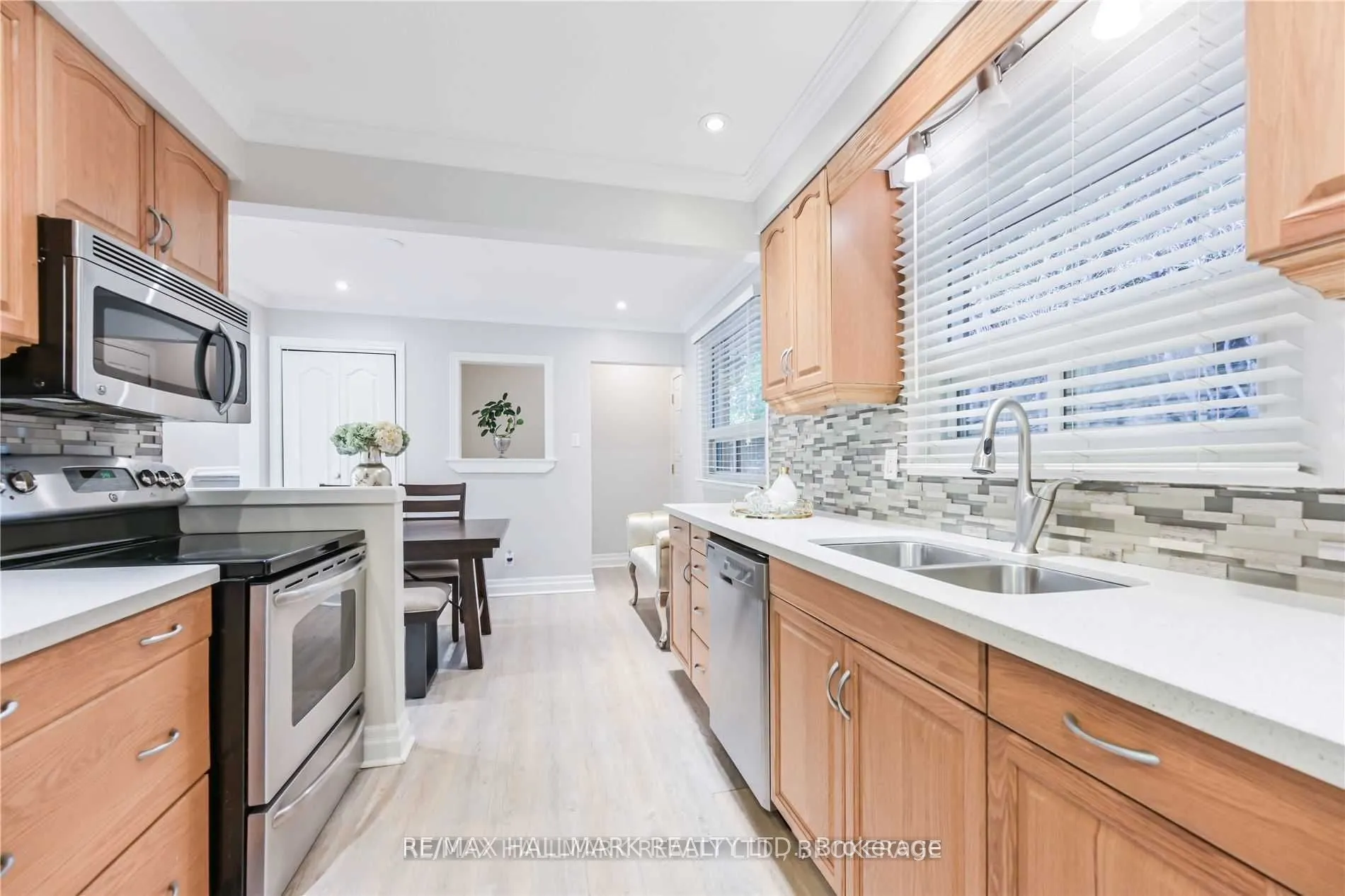 687 Artreva Crescent
