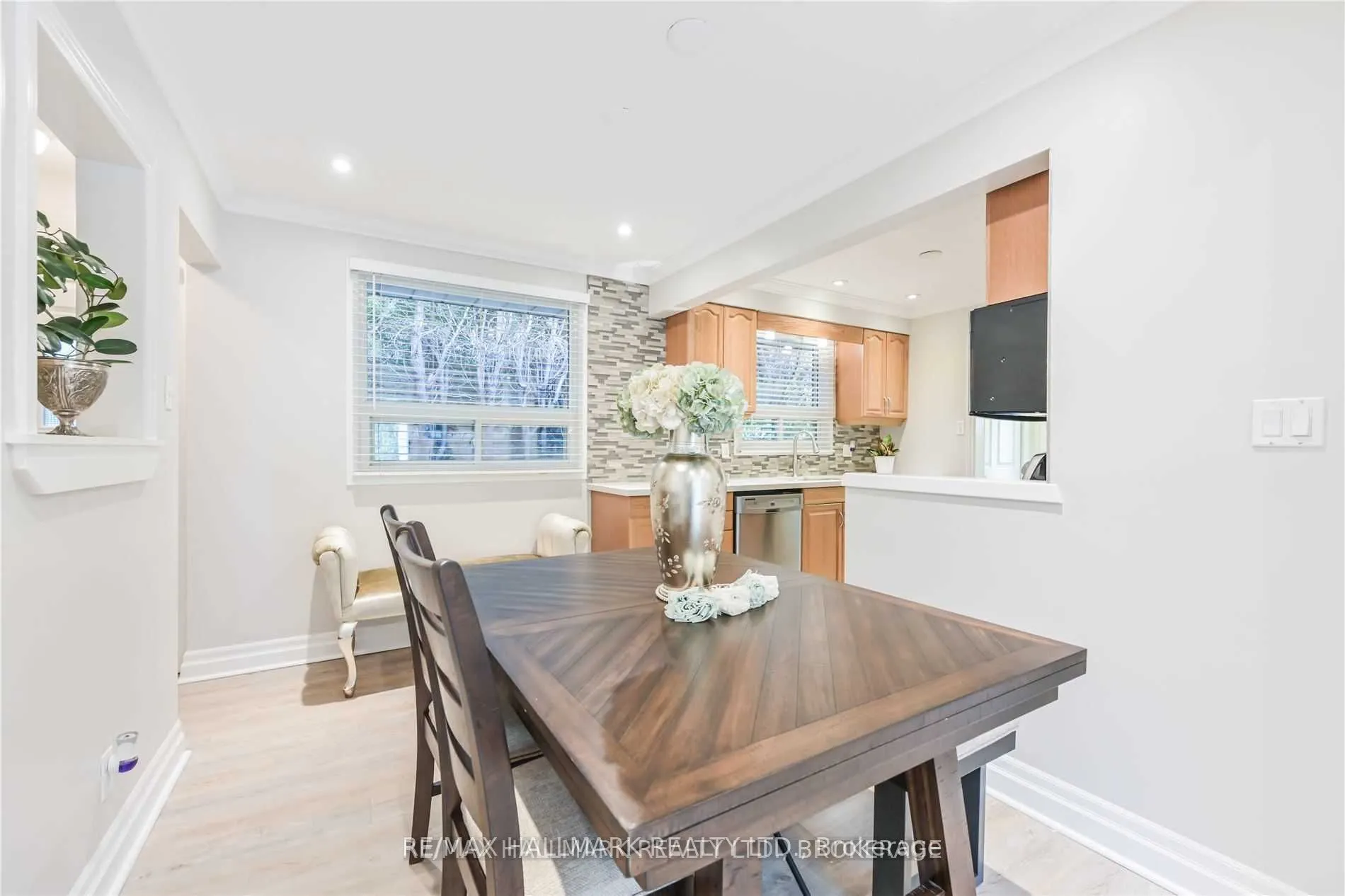 687 Artreva Crescent