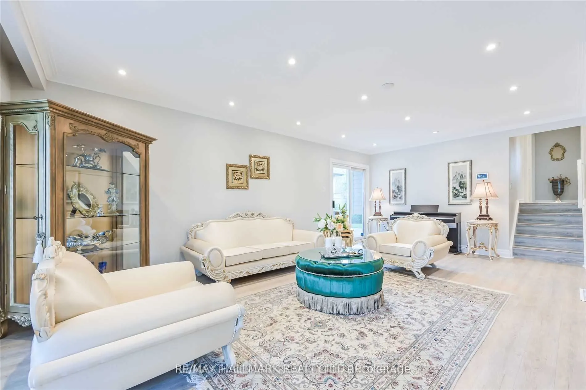 687 Artreva Crescent