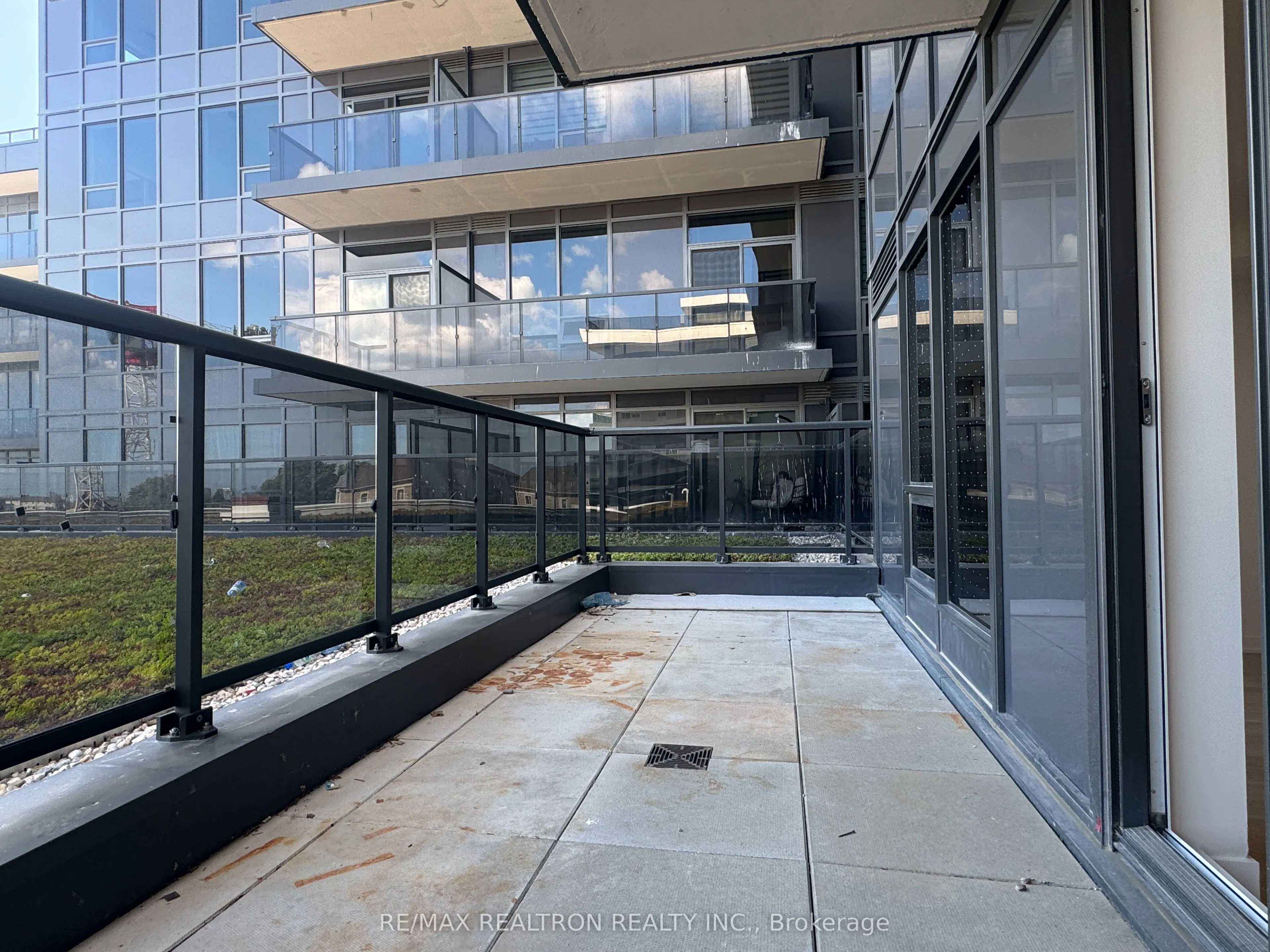 5105 Hurontario Street, #339