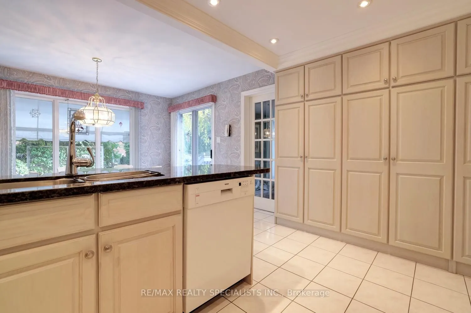 1616 Tipperary Court