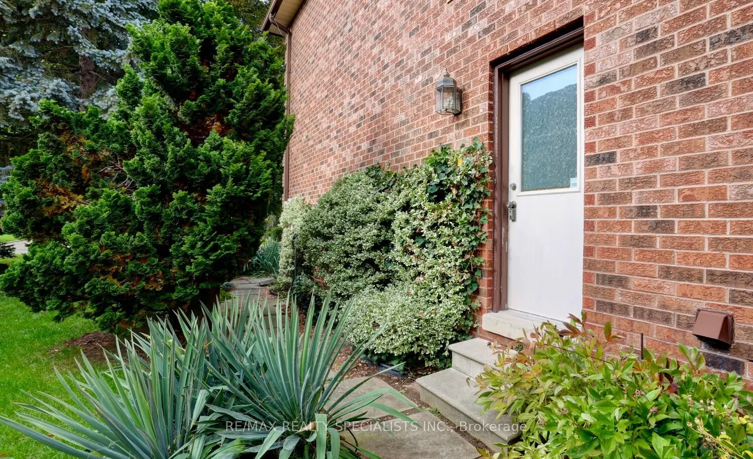 1616 Tipperary Court