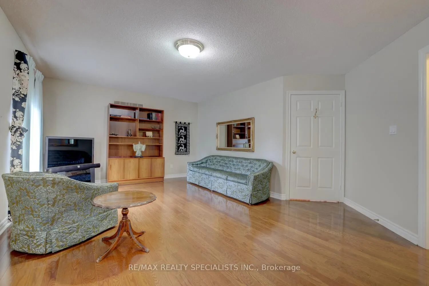 1616 Tipperary Court