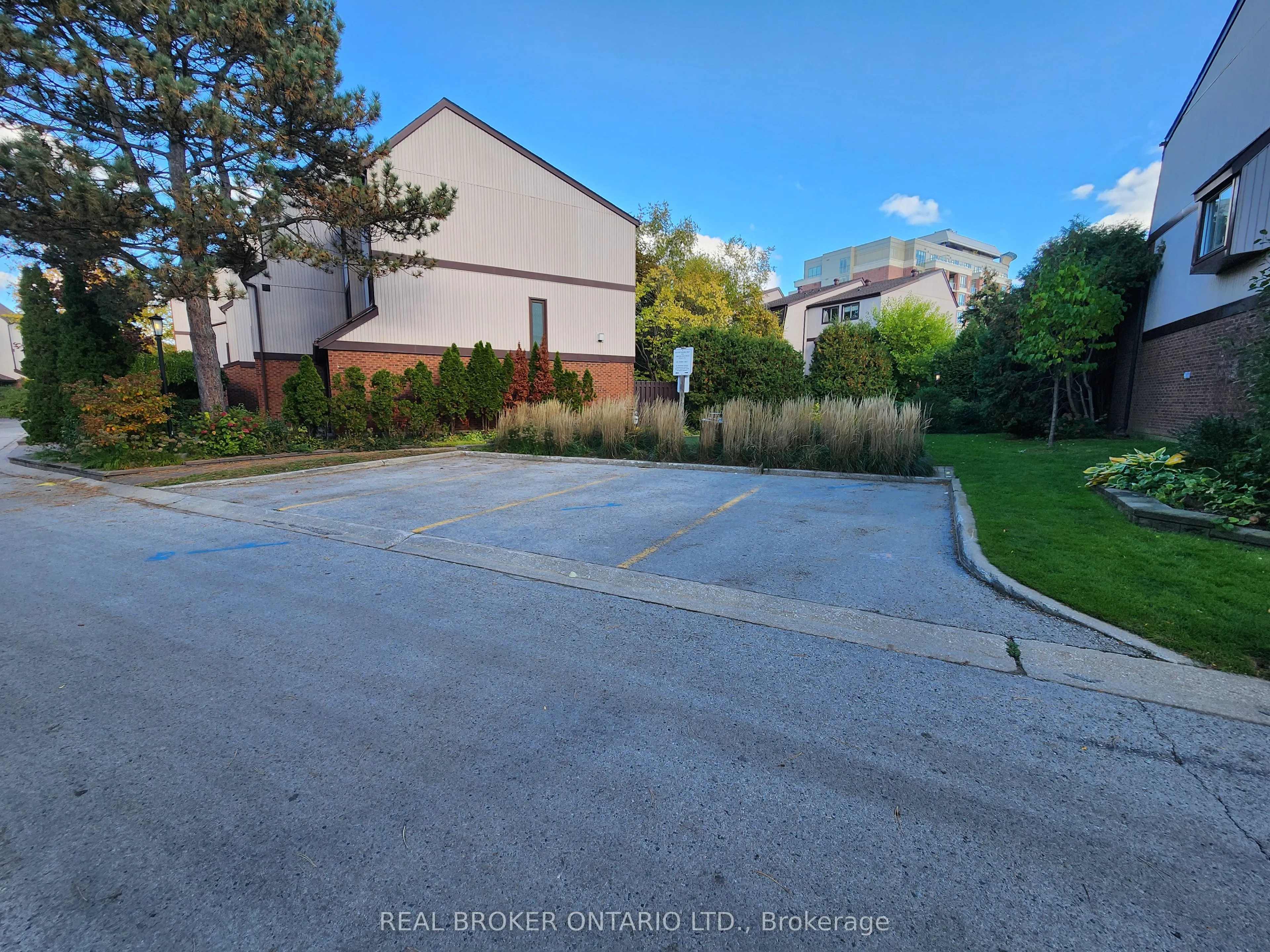 1060 Walden Circle, #27