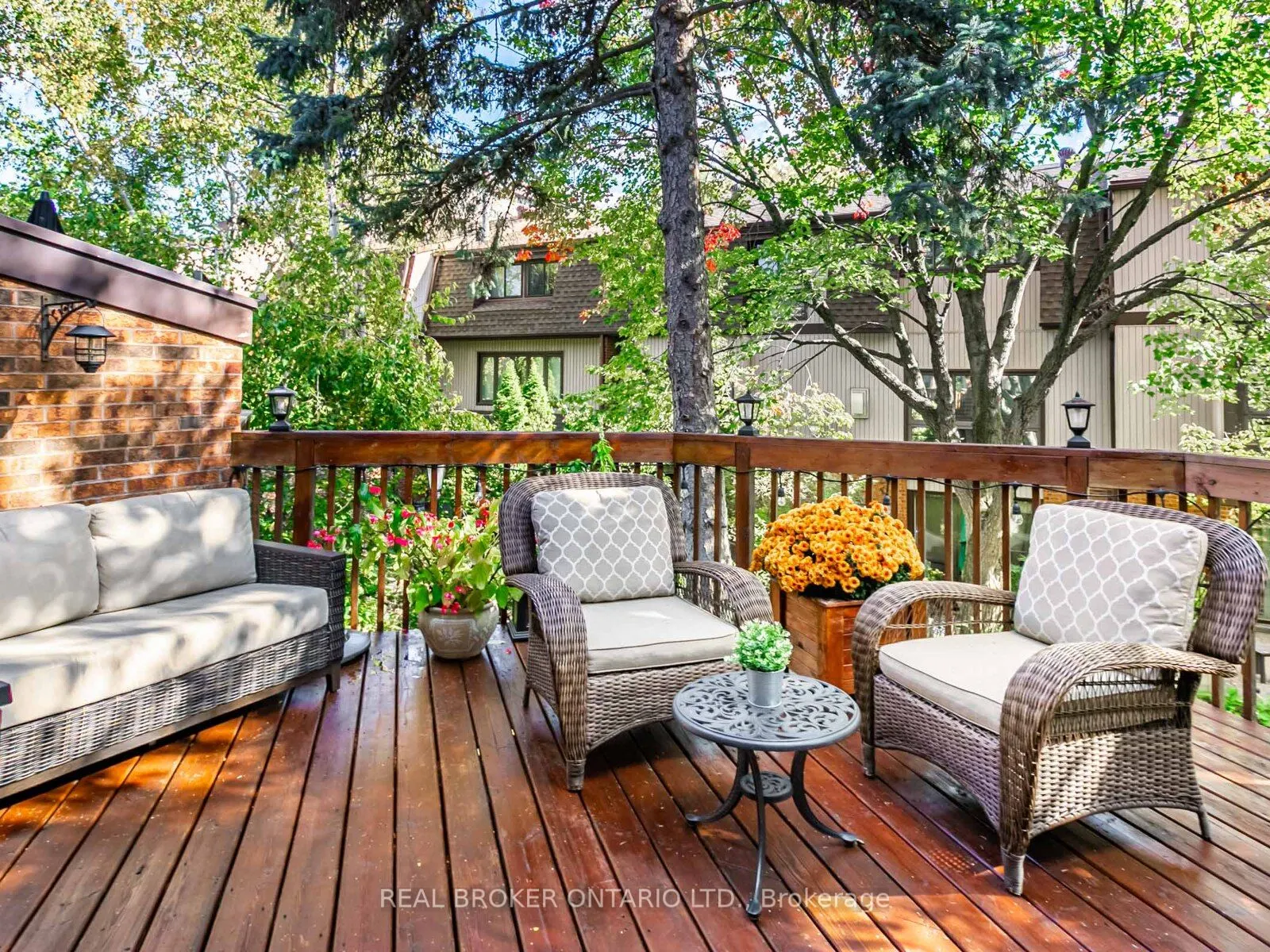 1060 Walden Circle, #27