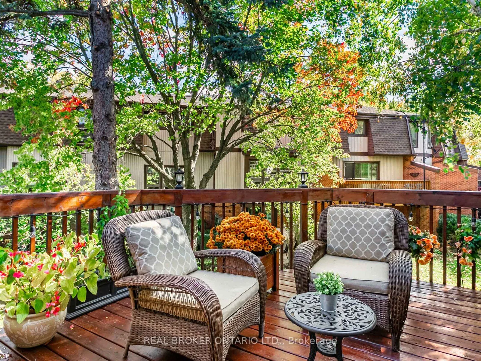 1060 Walden Circle, #27