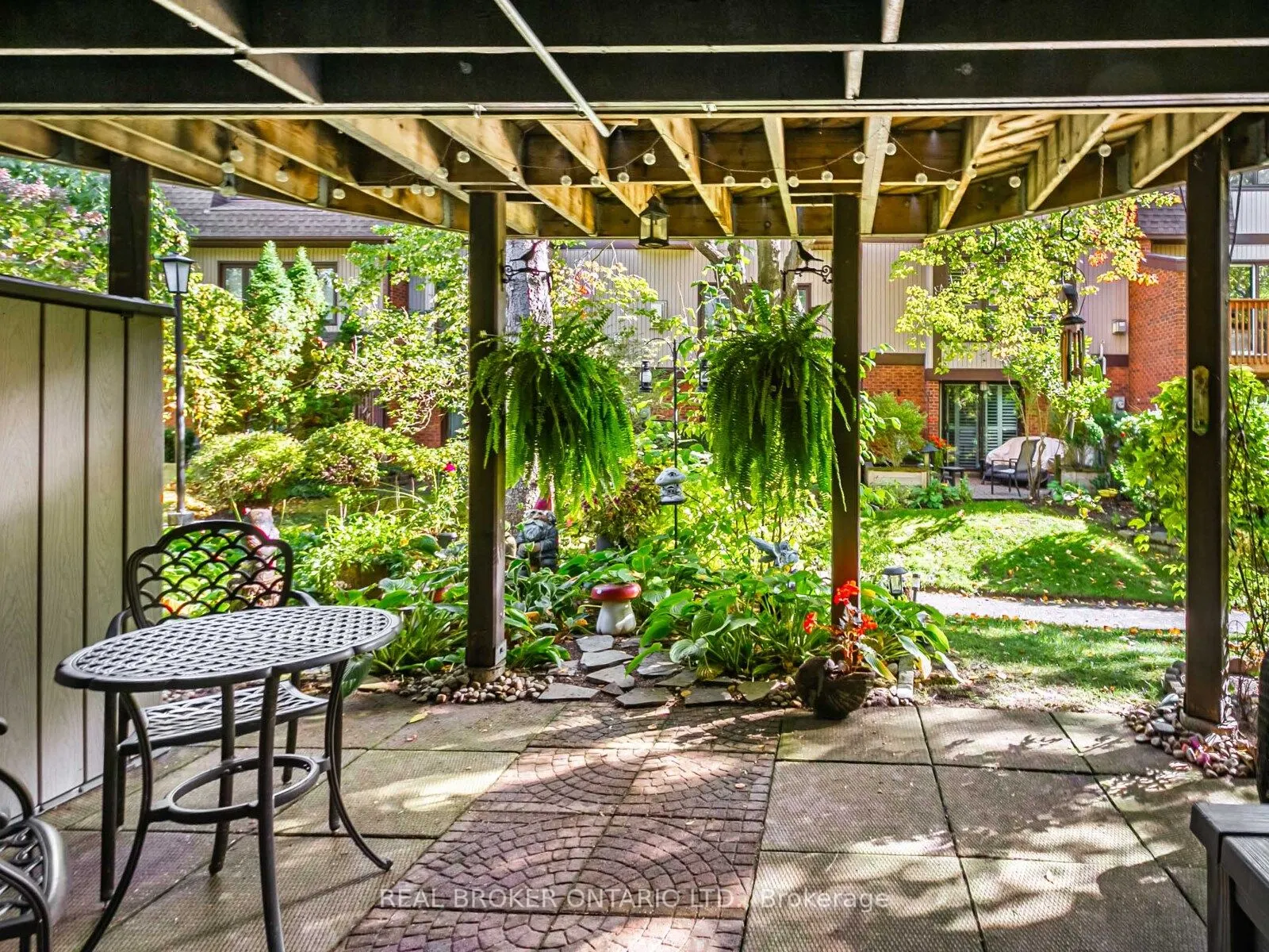 1060 Walden Circle, #27