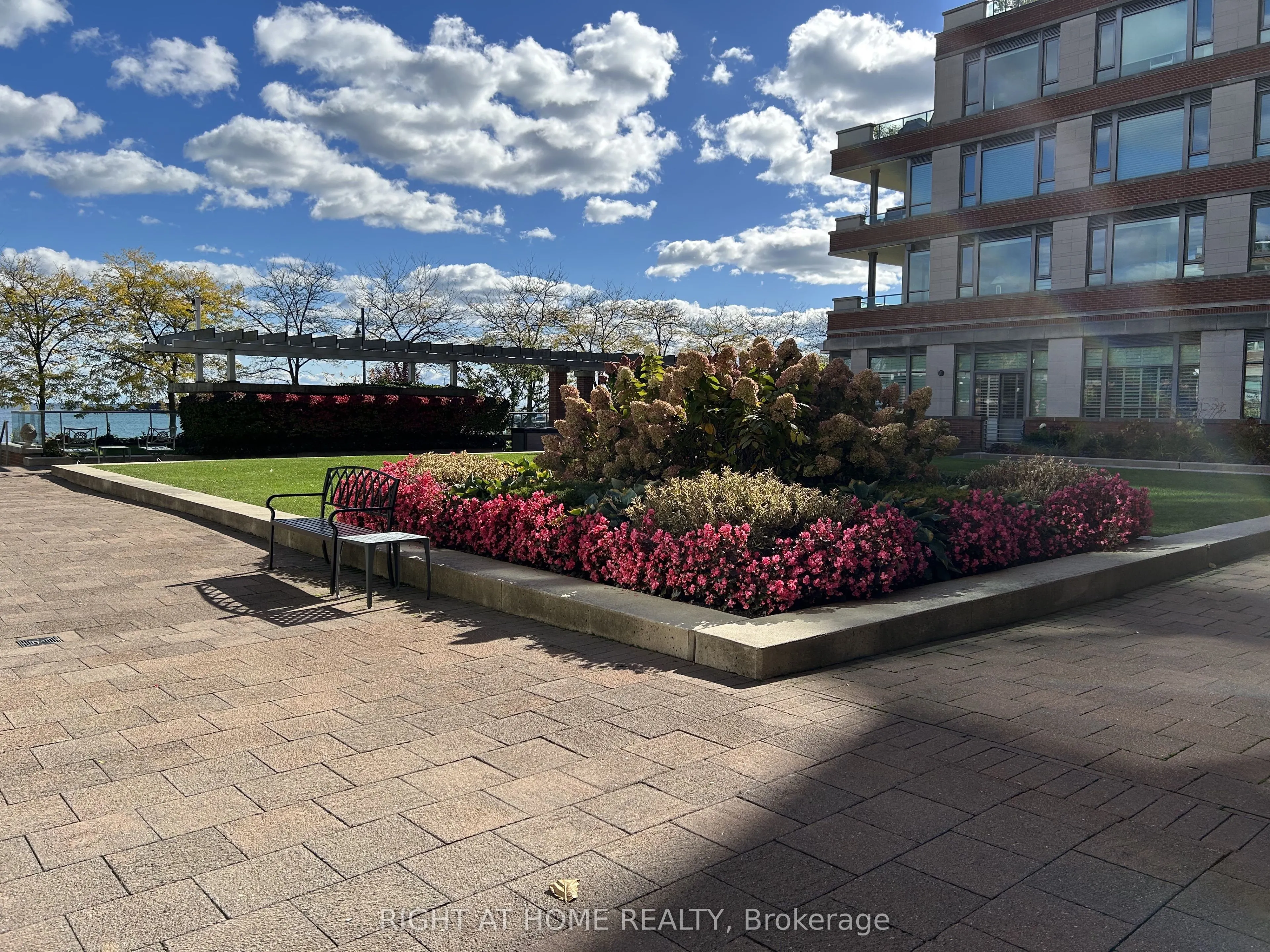 65 Port Street E, #213
