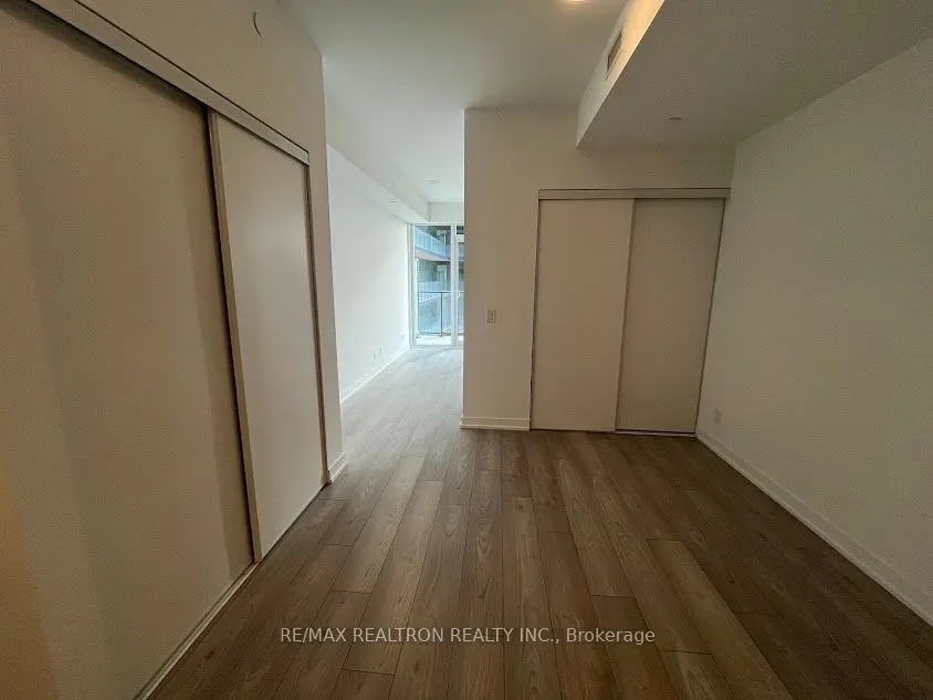 285 Dufferin Street, #905