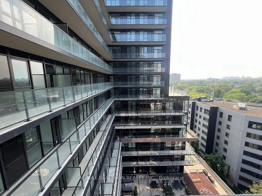 285 Dufferin Street, #905