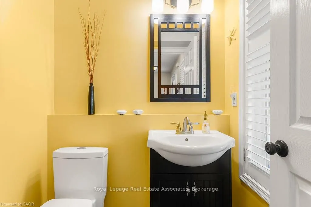 2221 Bluegrass Lane