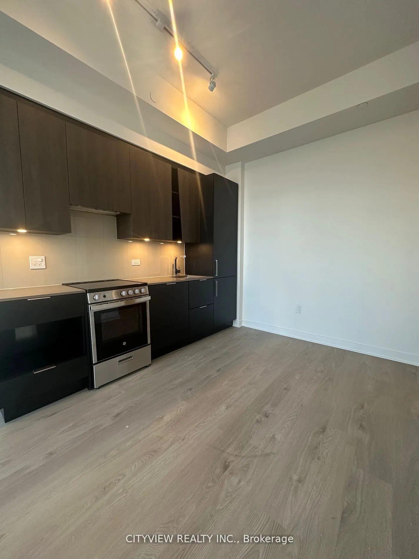 3900 Confederatin Parkway, #5810