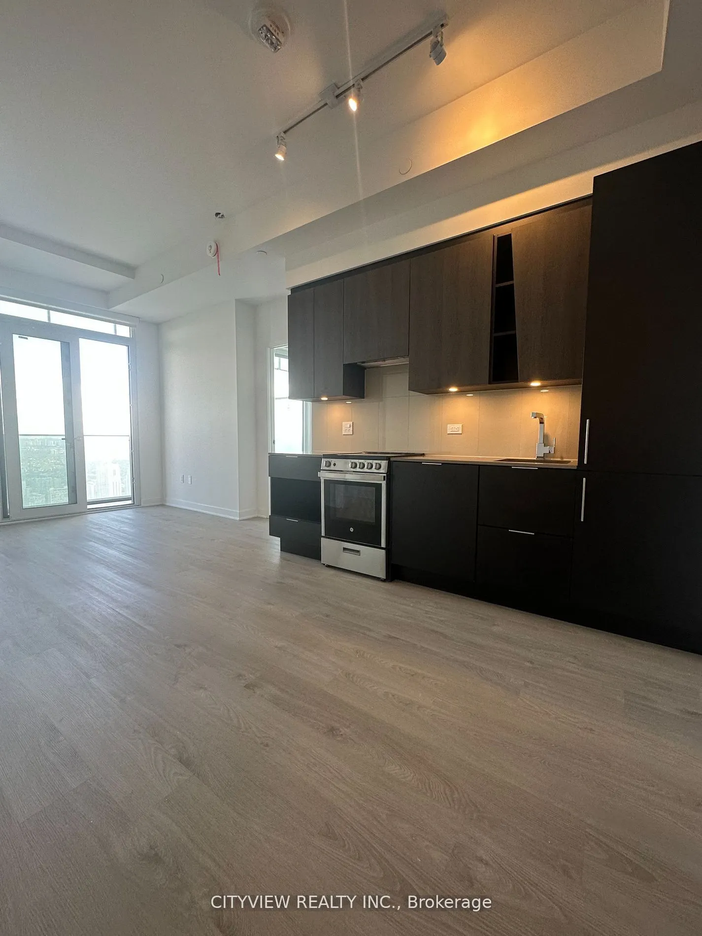 3900 Confederatin Parkway, #5810