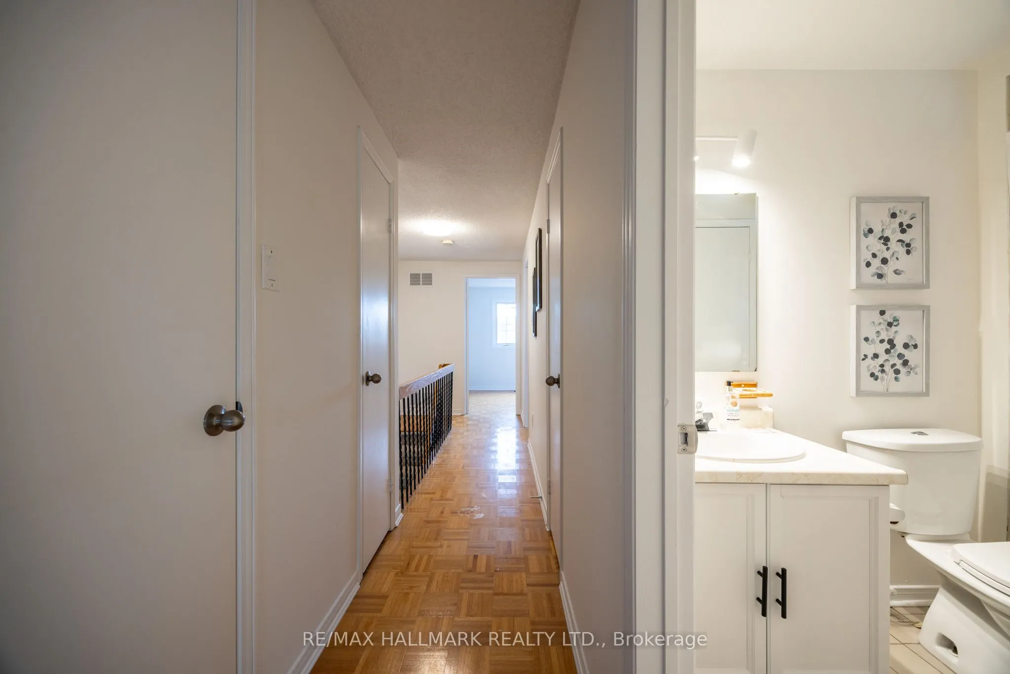 12 Outlook Garden Boulevard