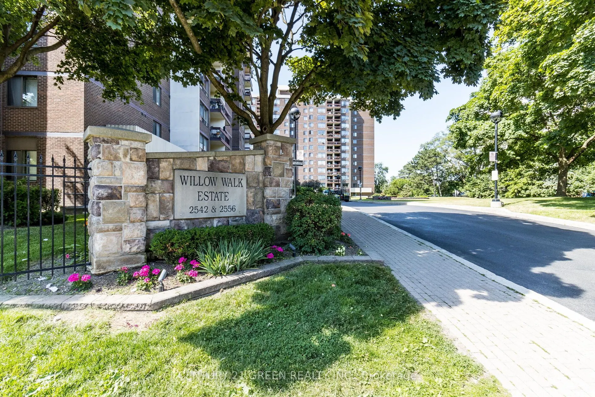 2556 Argyle Road, #706