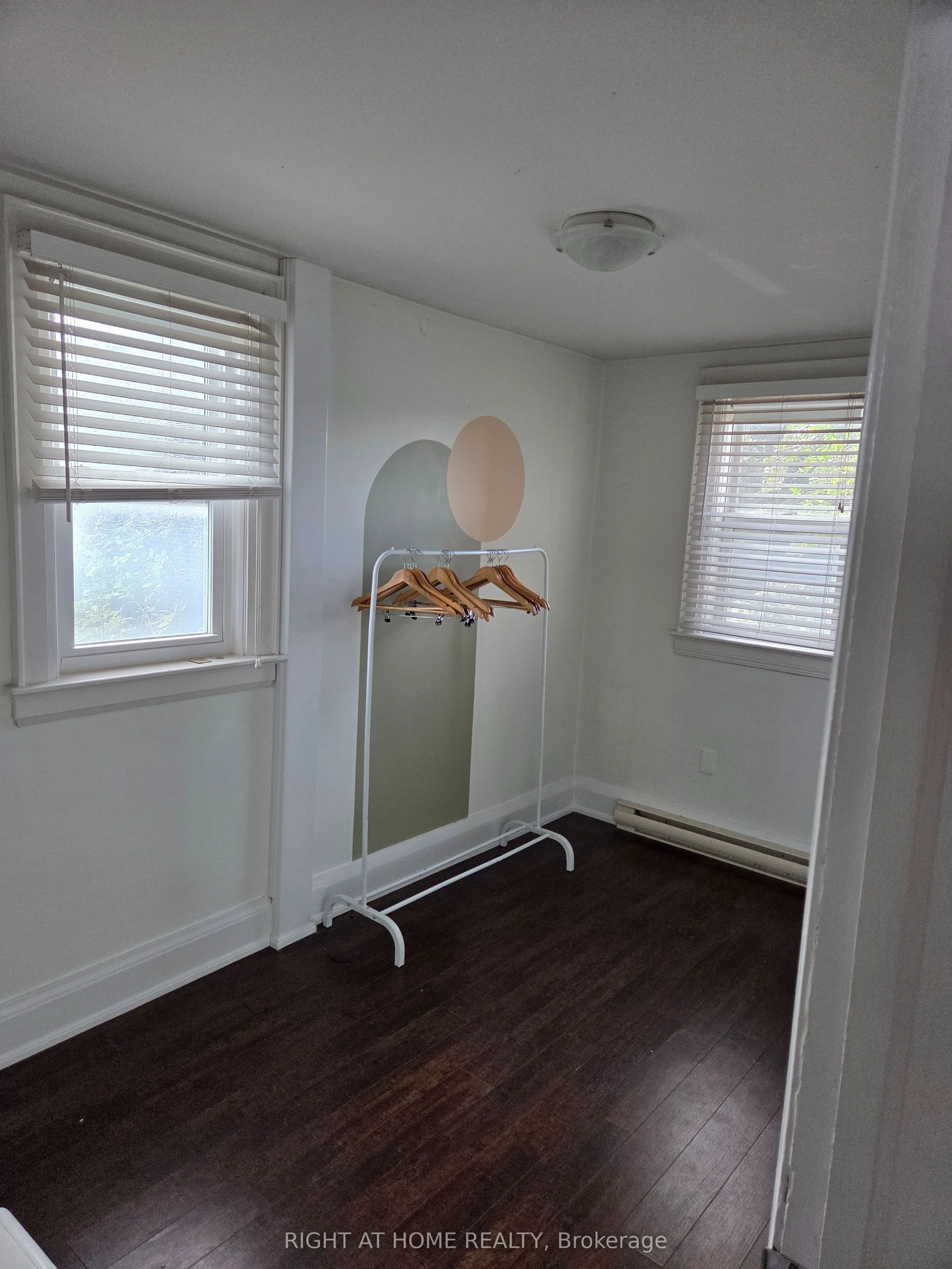 6 Stavebank Road, #2