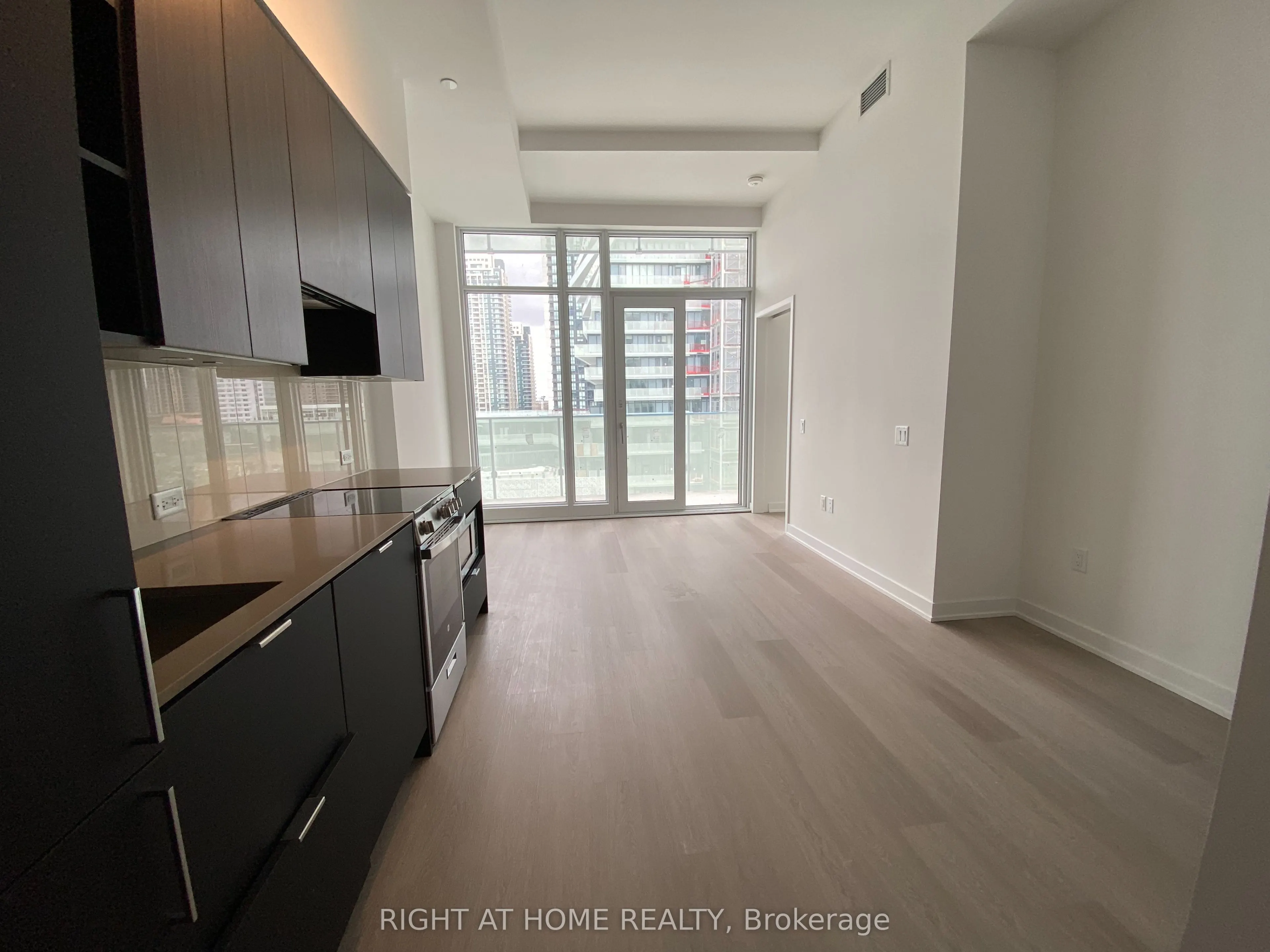3883 Quartz Road, #702
