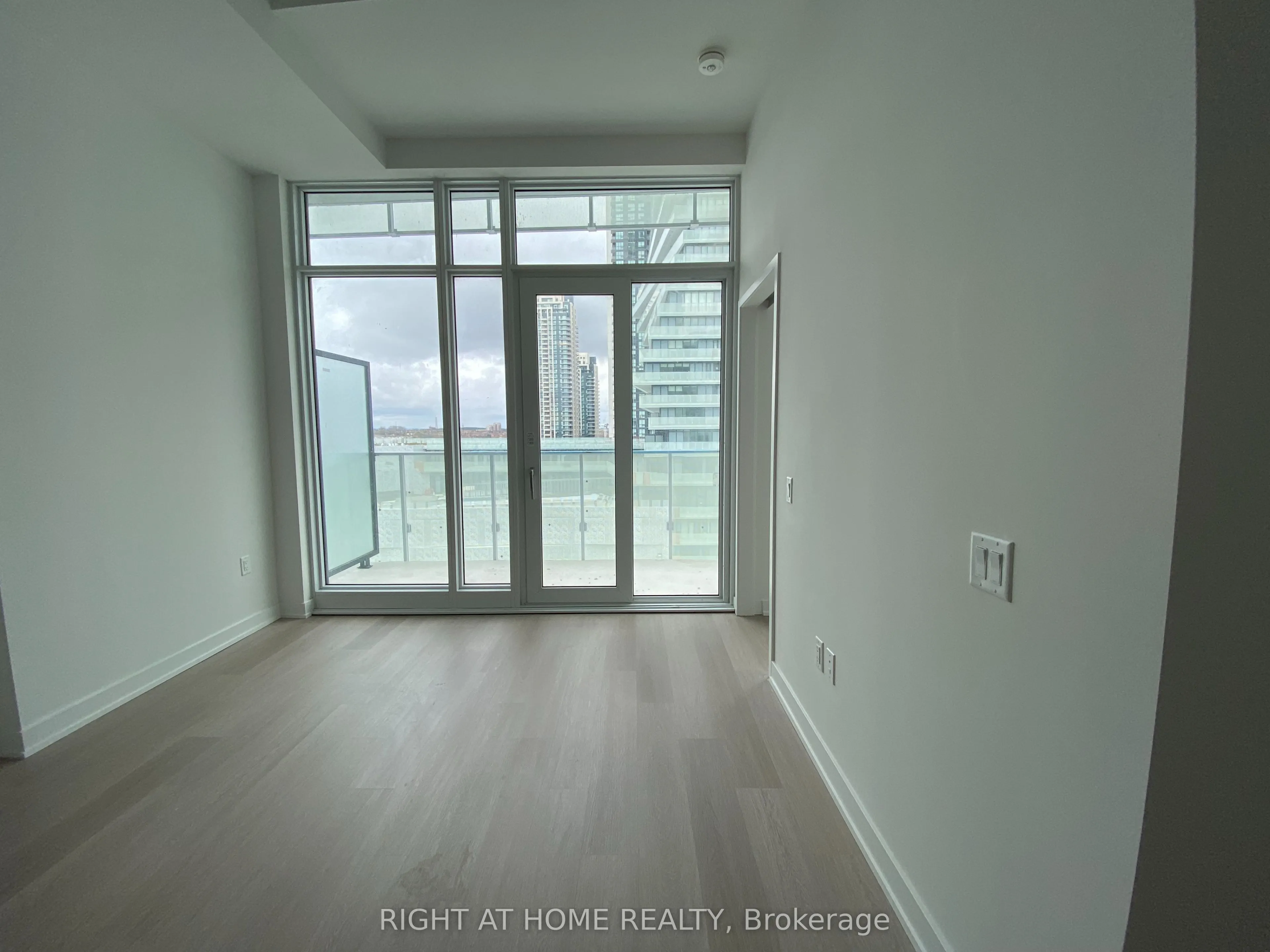 3883 Quartz Road, #702