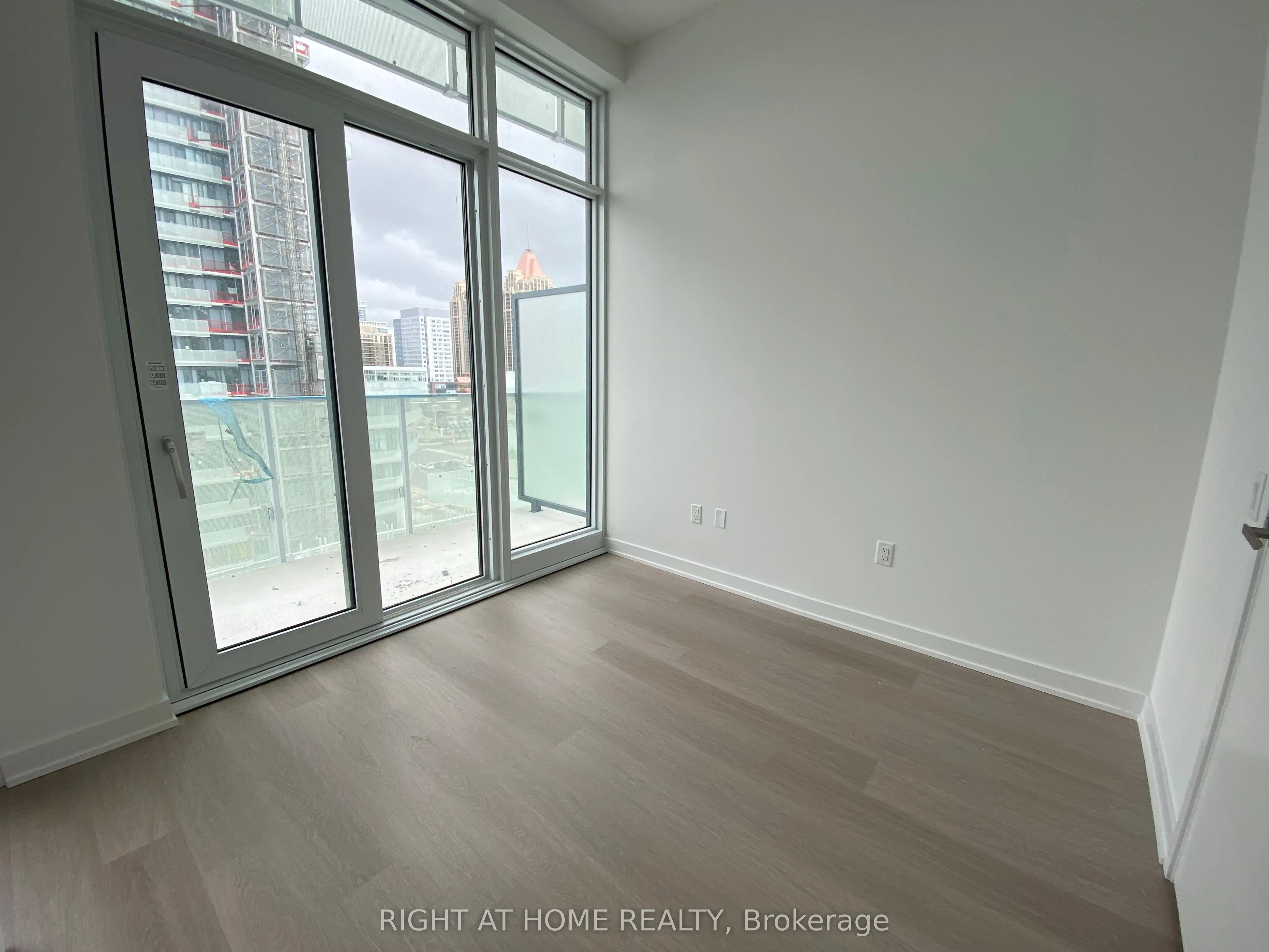 3883 Quartz Road, #702