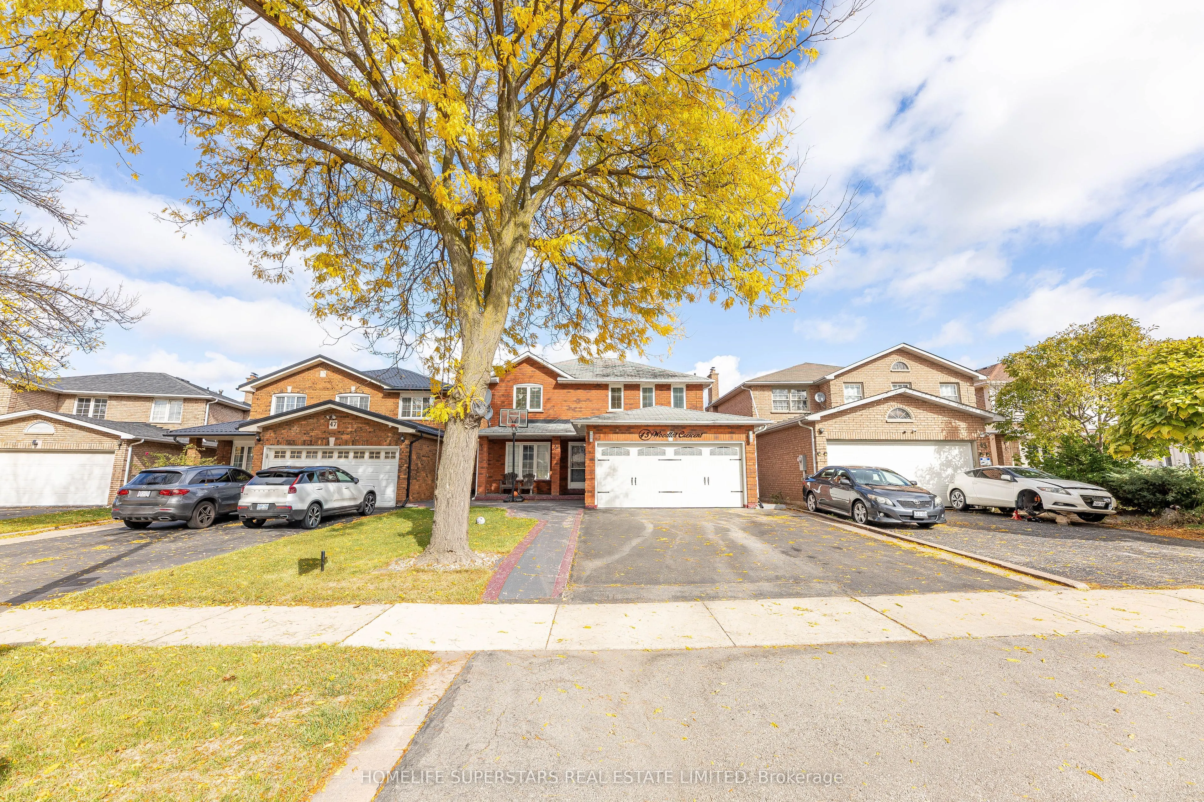 45 Woodlot Crescent