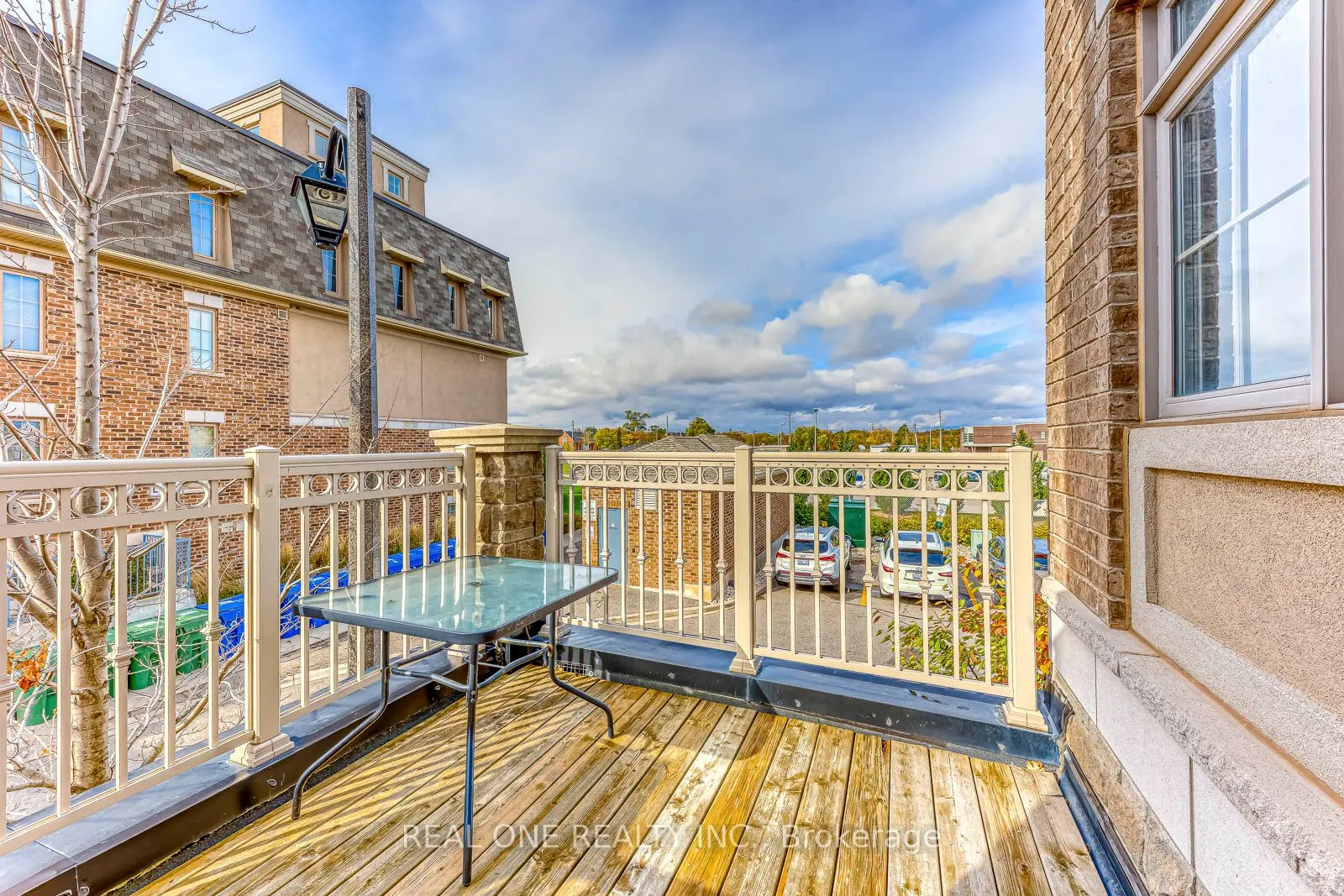 2435 Greenwich Drive, #75