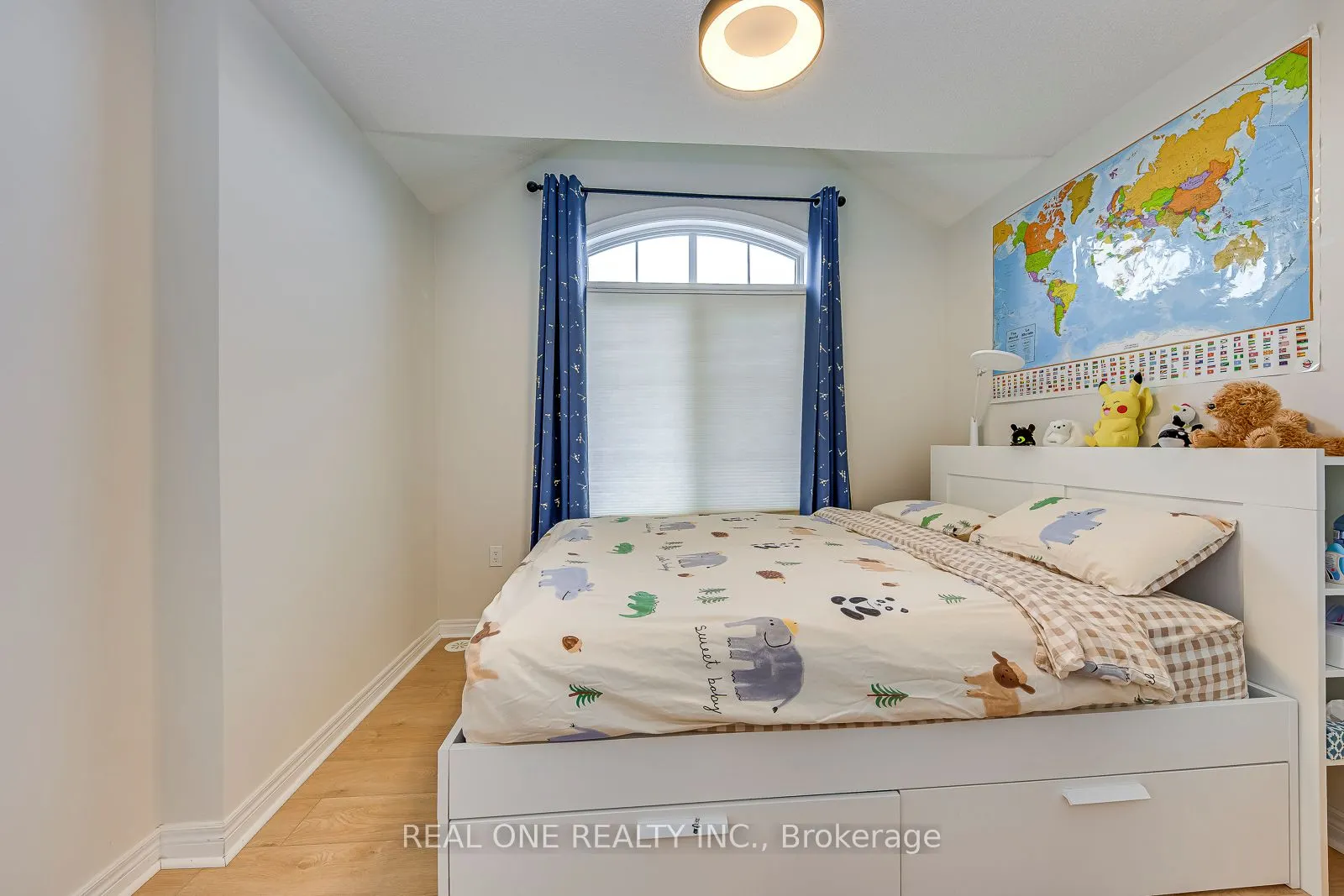 2435 Greenwich Drive, #75