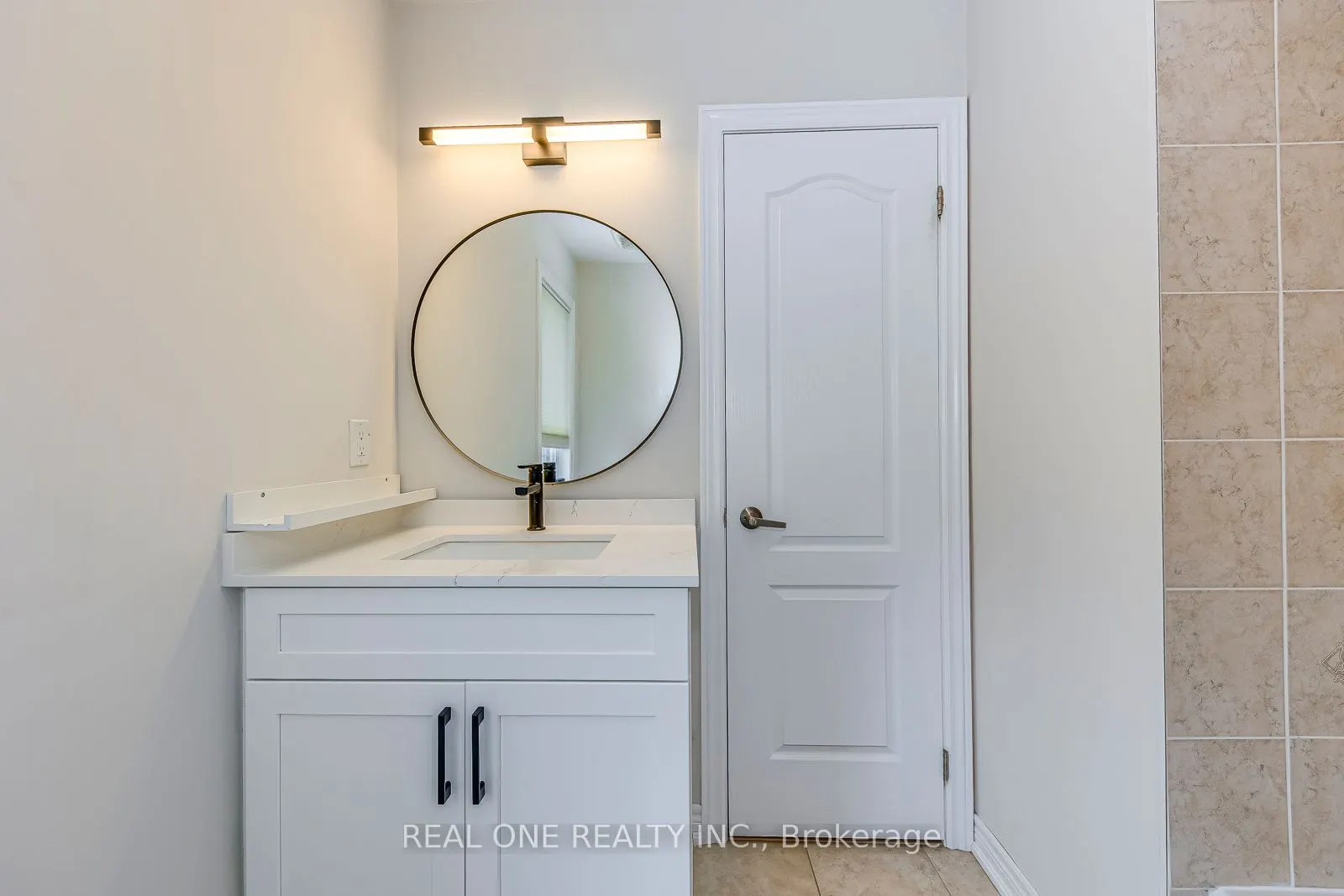 2435 Greenwich Drive, #75