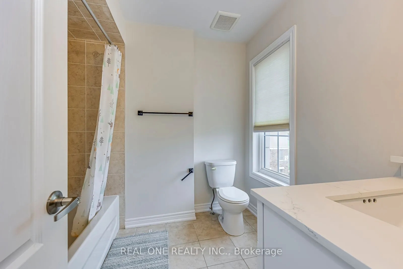 2435 Greenwich Drive, #75