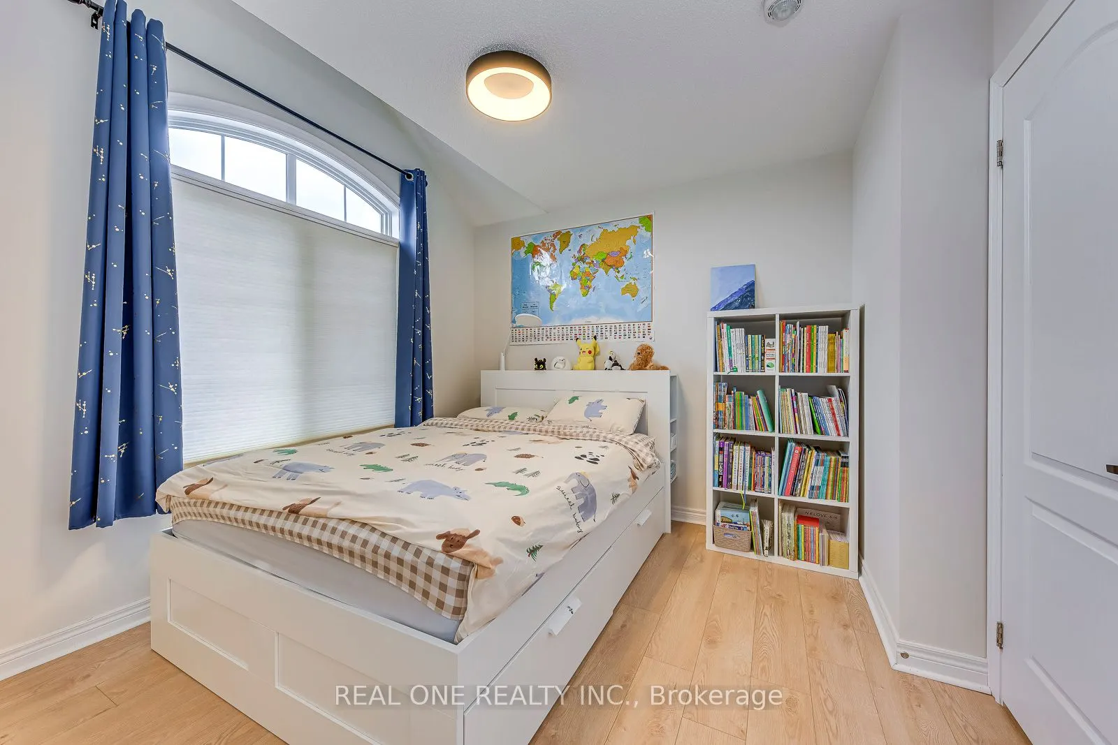 2435 Greenwich Drive, #75
