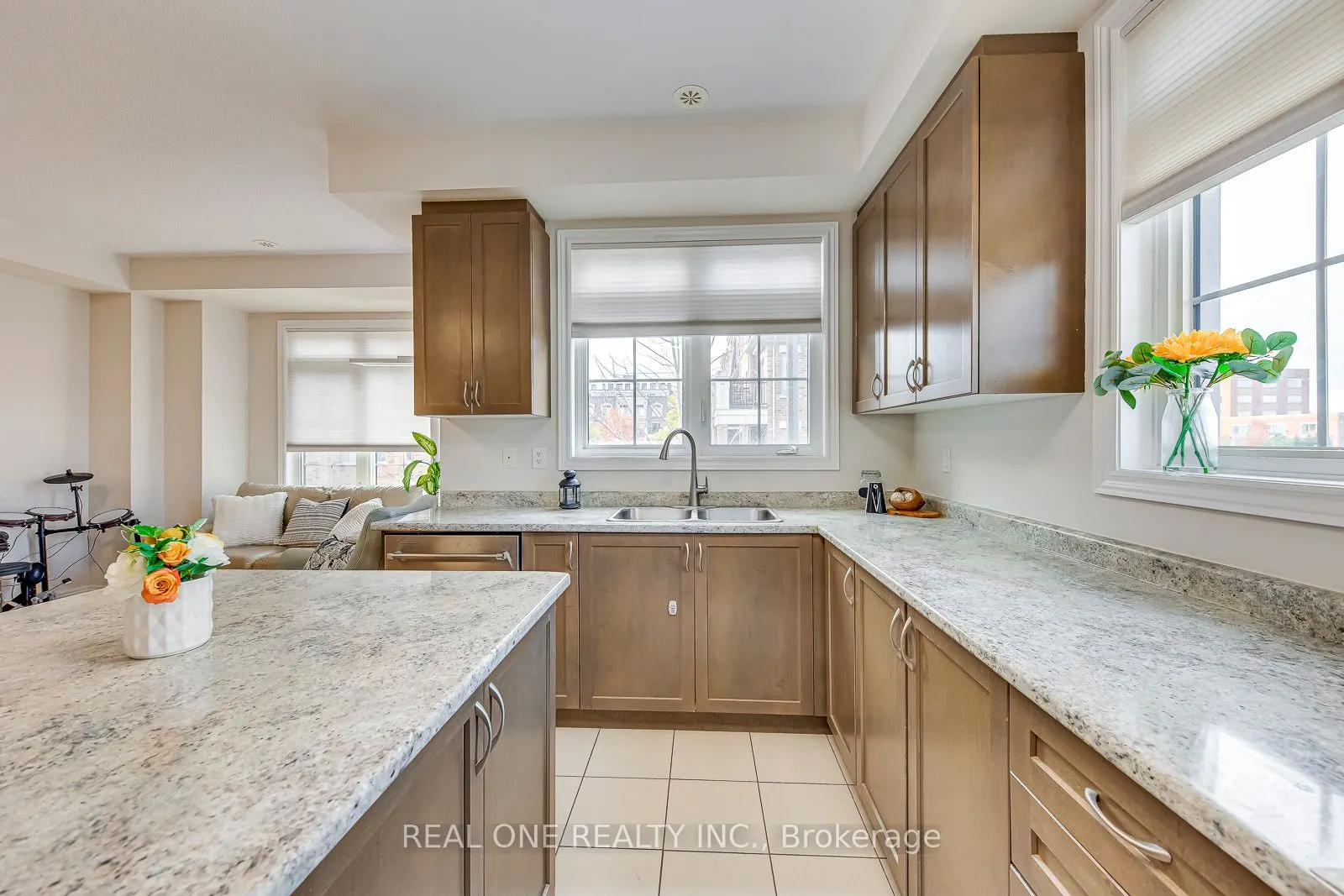 2435 Greenwich Drive, #75