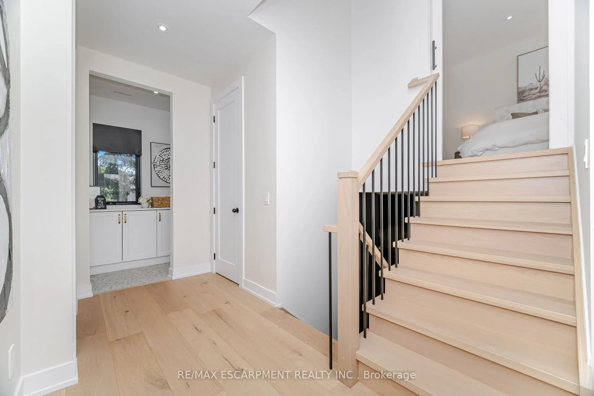 772 Banting Court