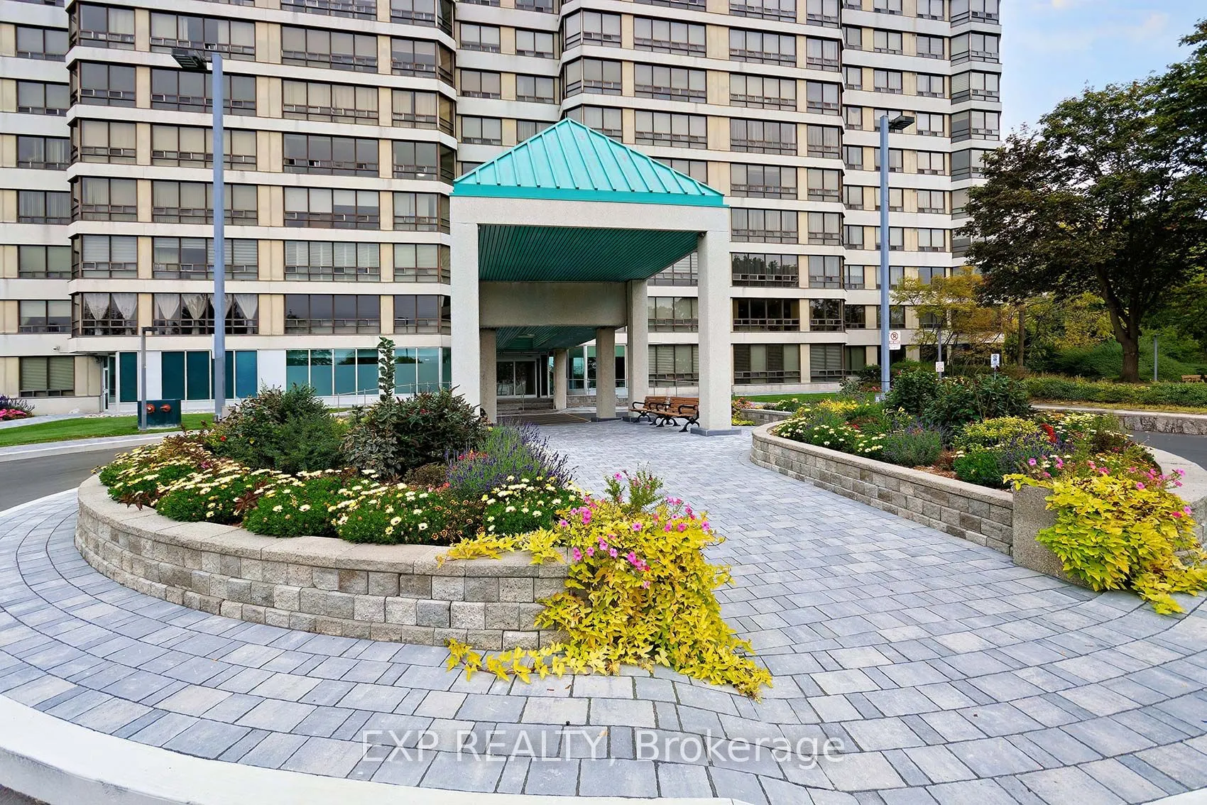 330 Mill Street S, #703