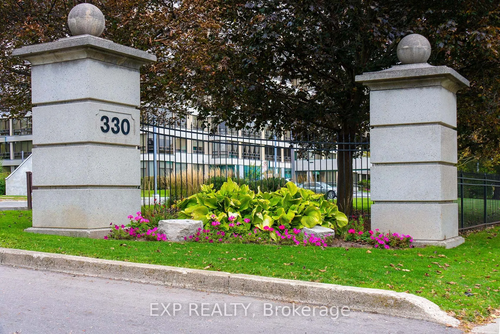 330 Mill Street S, #703