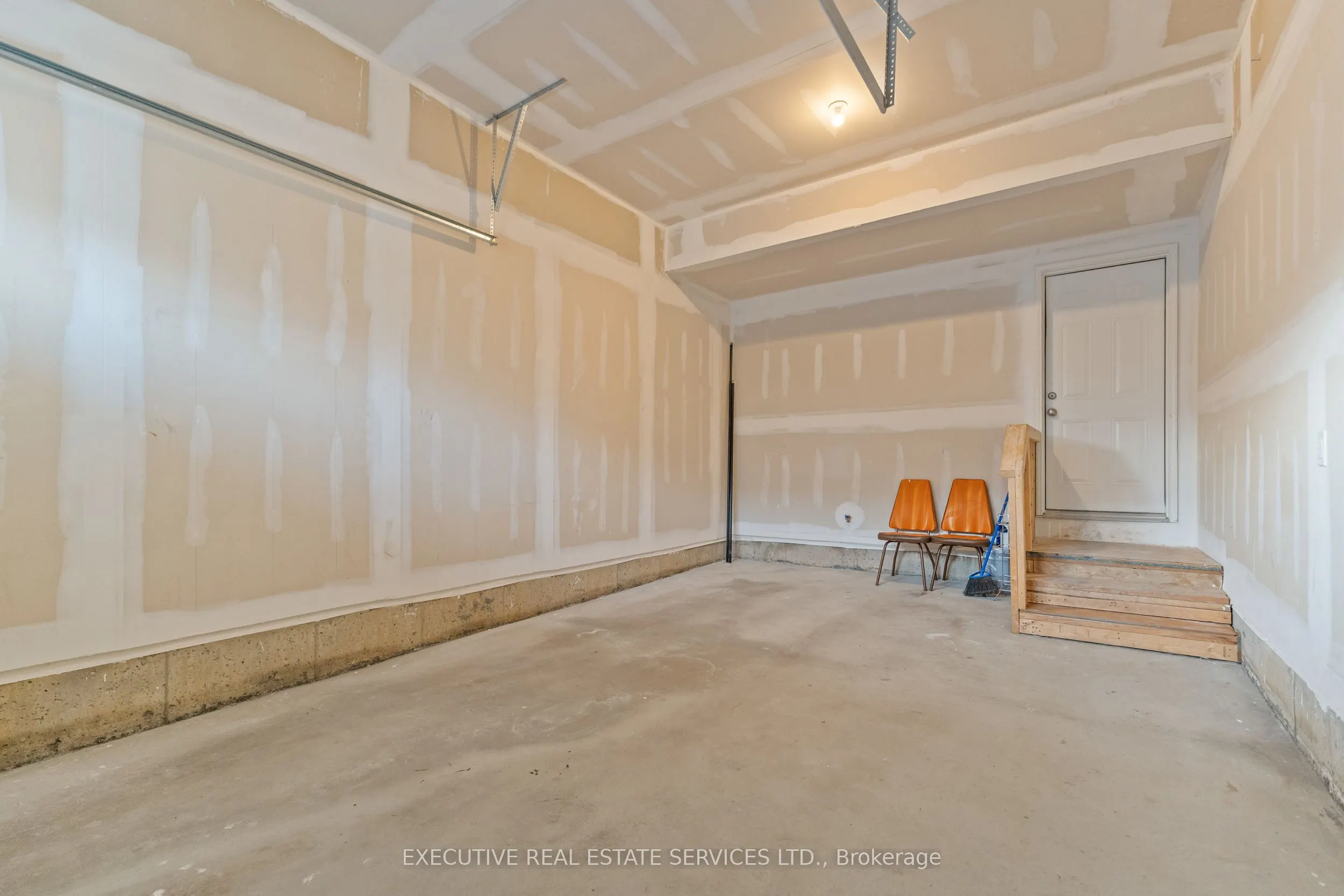 13 ORMAND Terrace