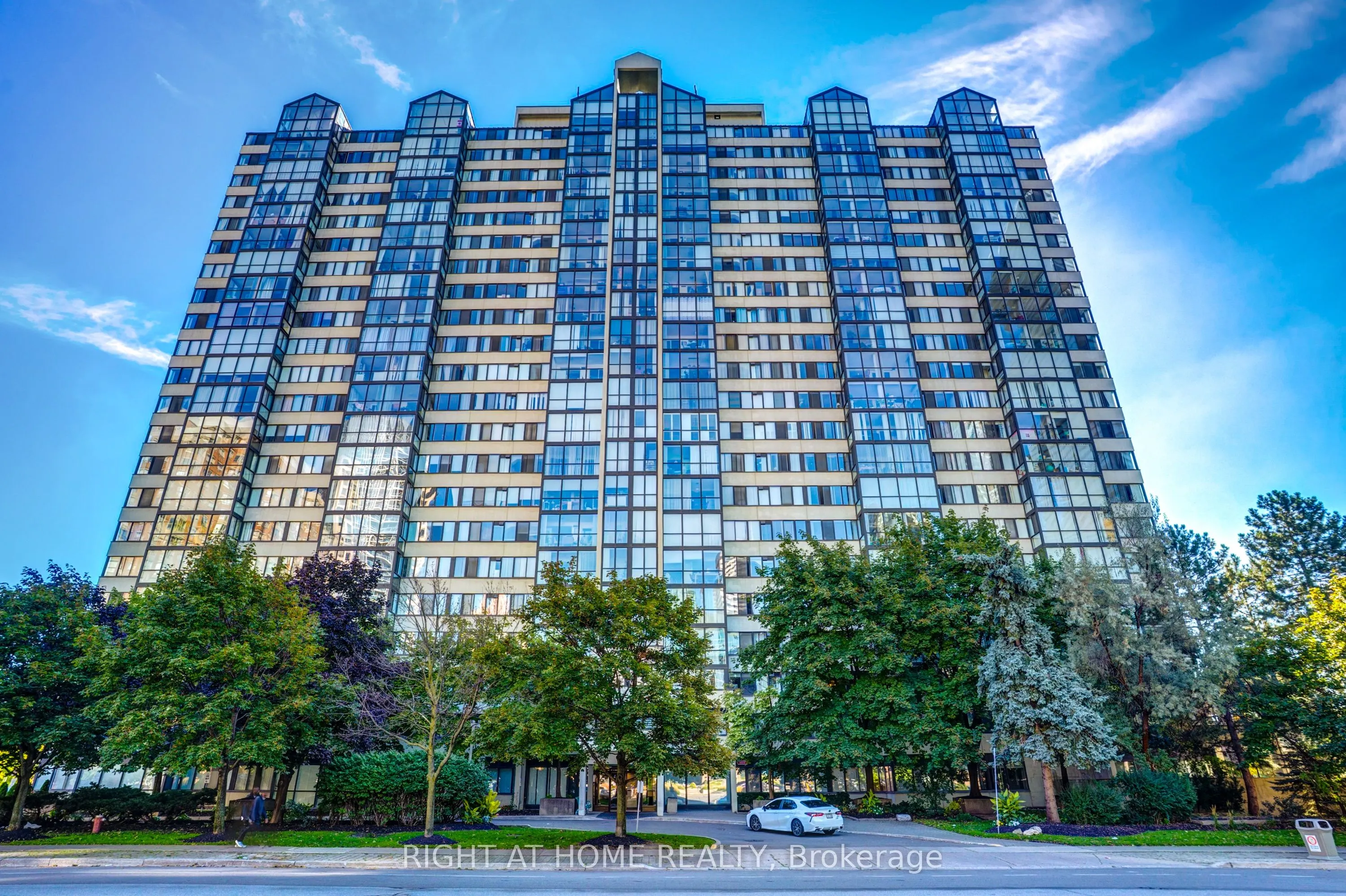 350 Webb Drive, #201
